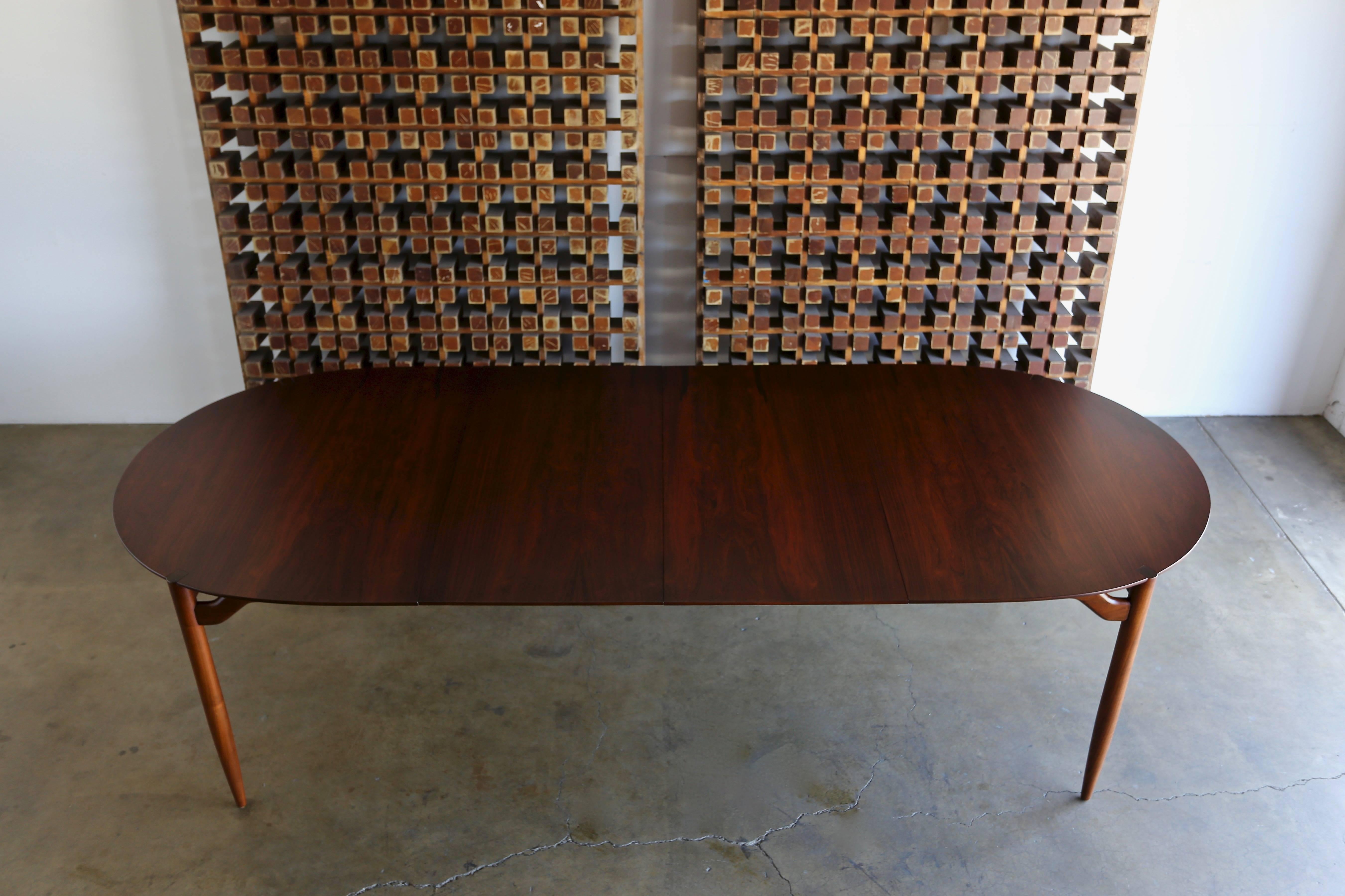 Rosewood Dining Table by Greta Grossman for Glenn of California In Good Condition In Costa Mesa, CA