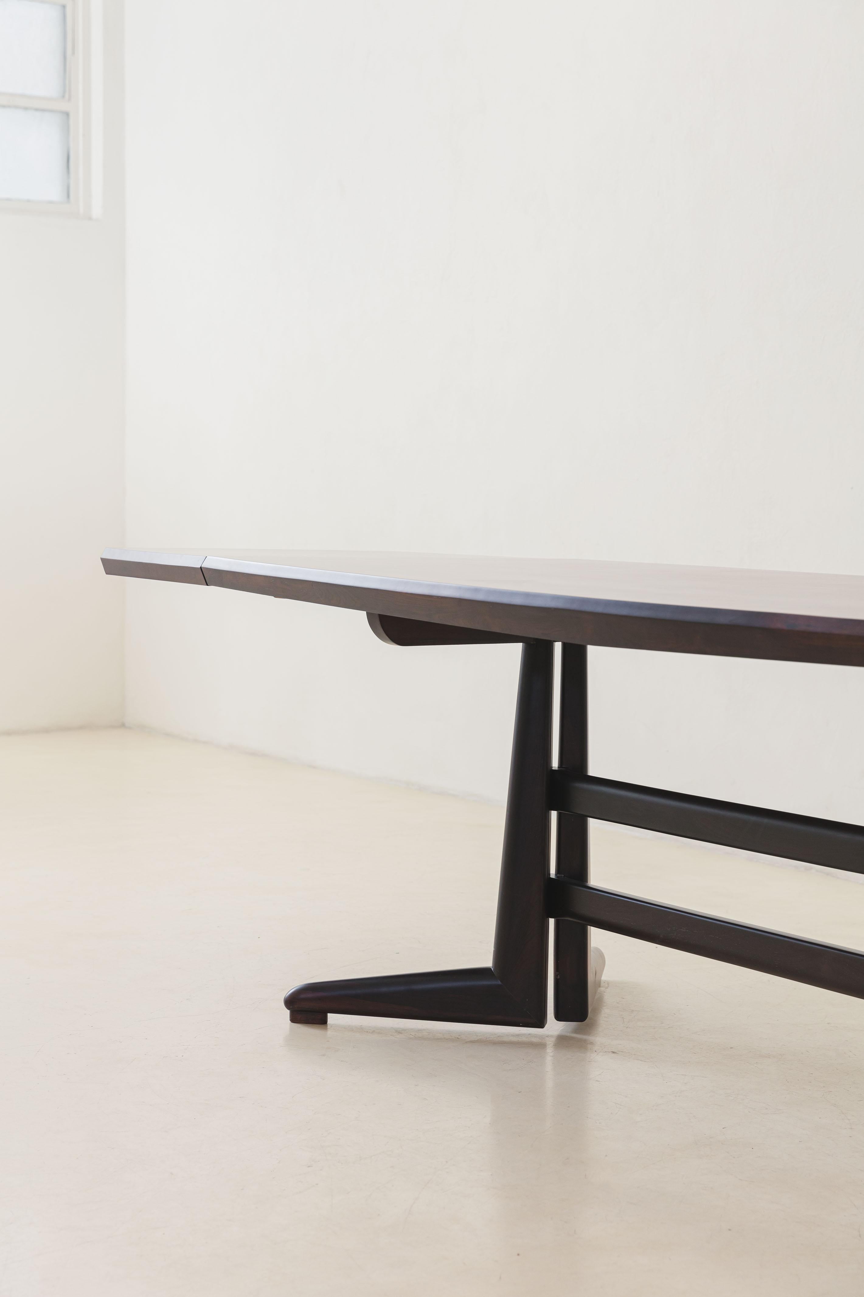 Rosewood Dining Table by Jean Gillon, Italma, 1960s, Brazilian Midcentury For Sale 5