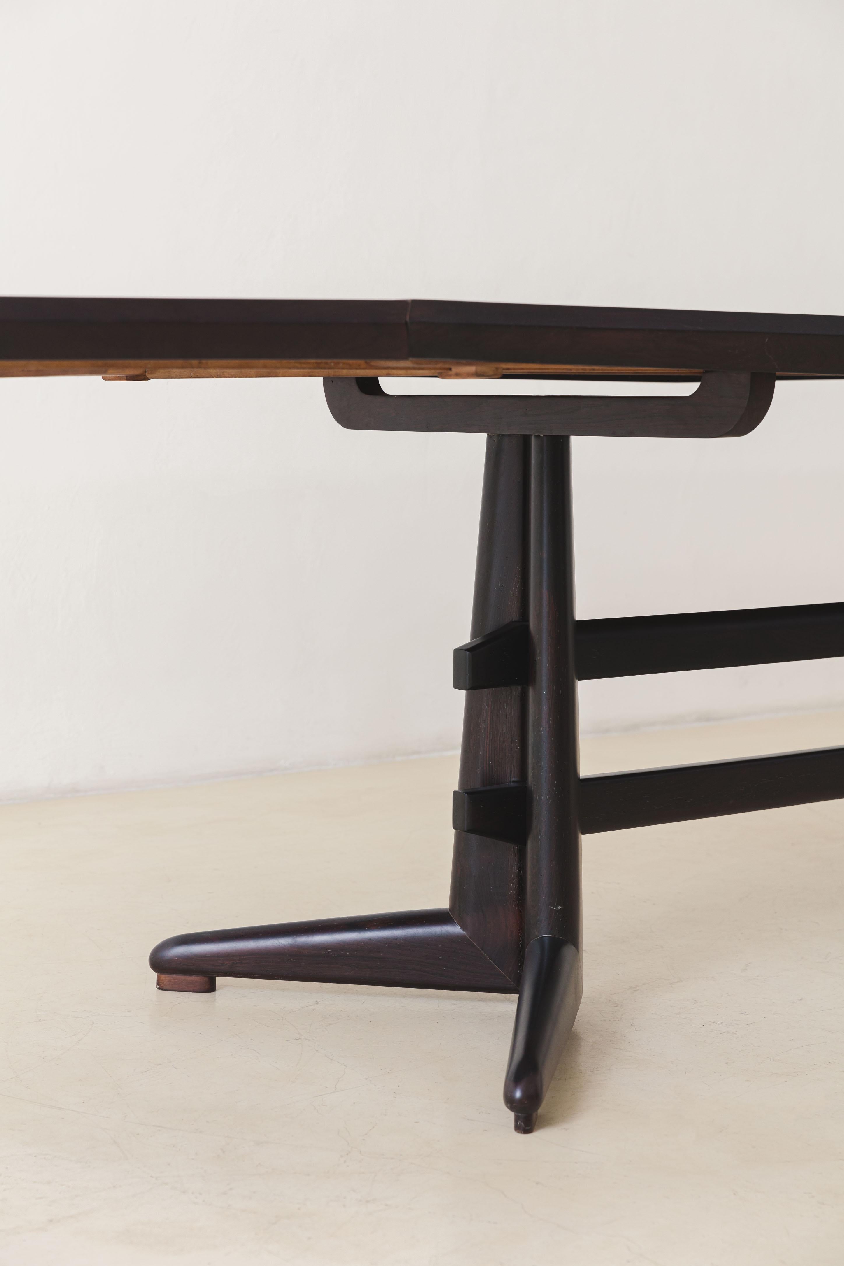 Rosewood Dining Table by Jean Gillon, Italma, 1960s, Brazilian Midcentury For Sale 1