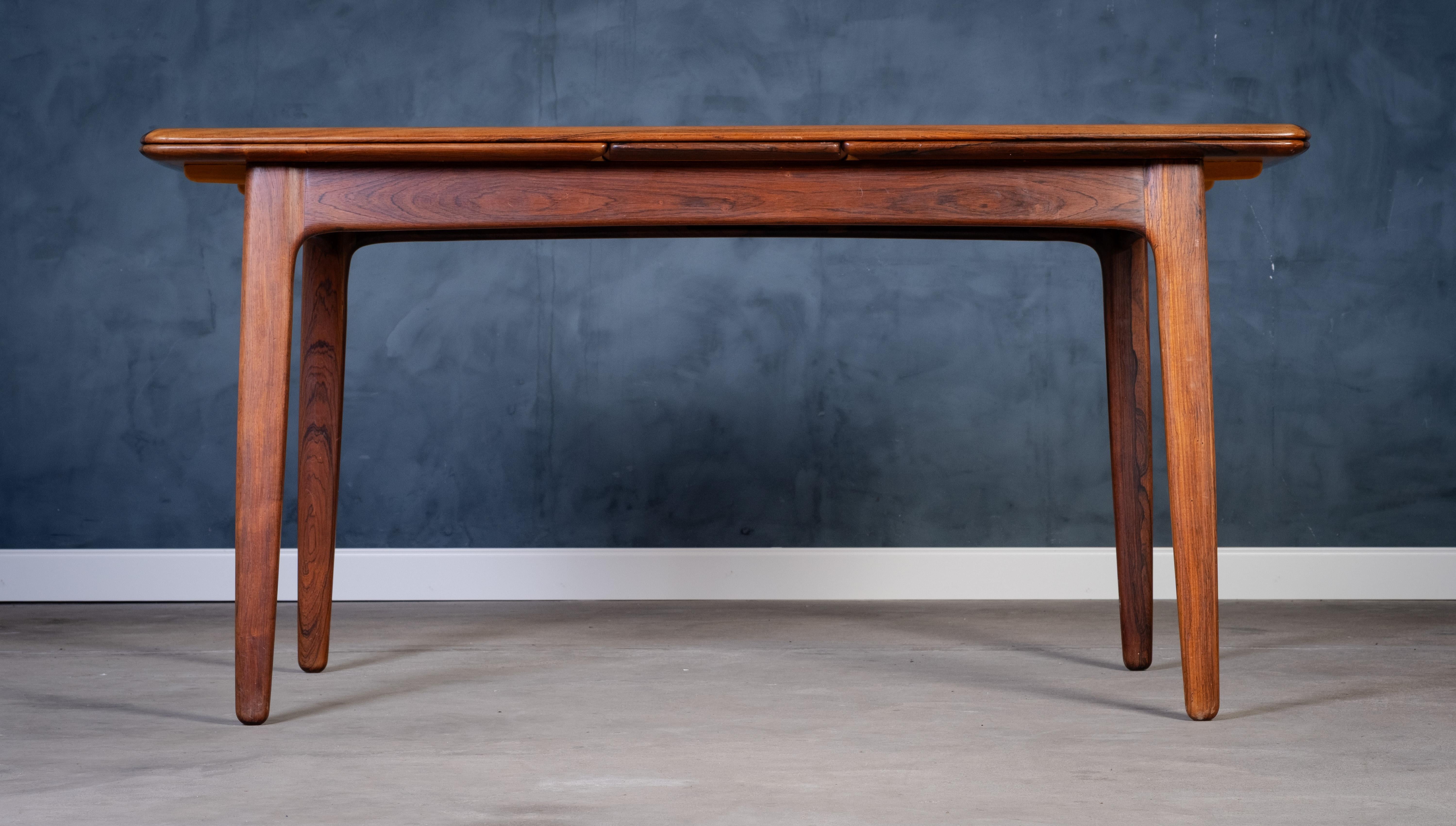 Rosewood Dining Table by Svend Aage Madsen, 1960s In Good Condition For Sale In Nørre Aaby, DK
