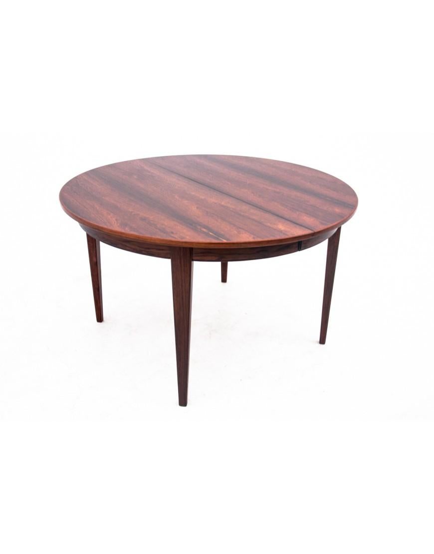 Mid-Century Modern Rosewood dining table, Denmark, 1960s. After restoration. For Sale