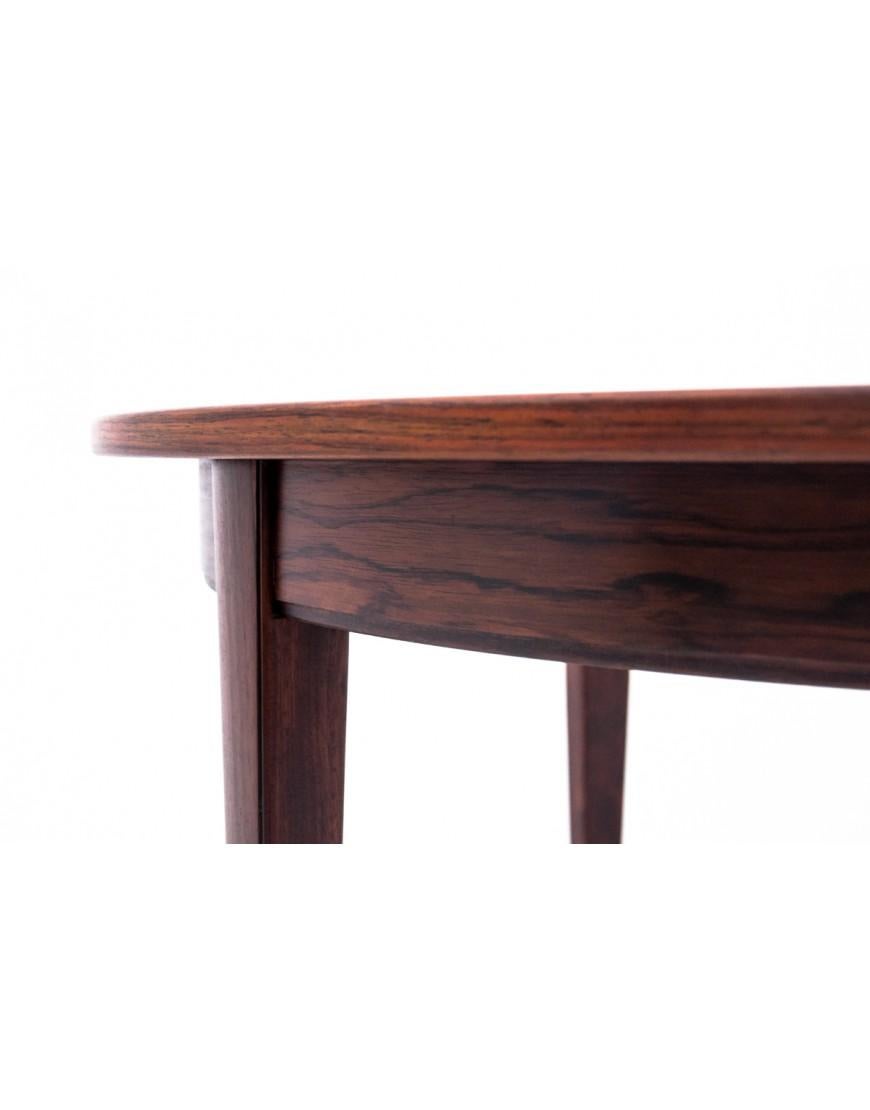 Rosewood dining table, Denmark, 1960s. After restoration. For Sale 1