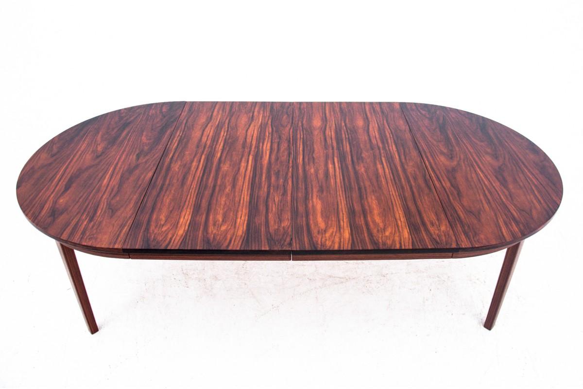 Rosewood Dining Table, Denmark, 1960s In Good Condition For Sale In Chorzów, PL