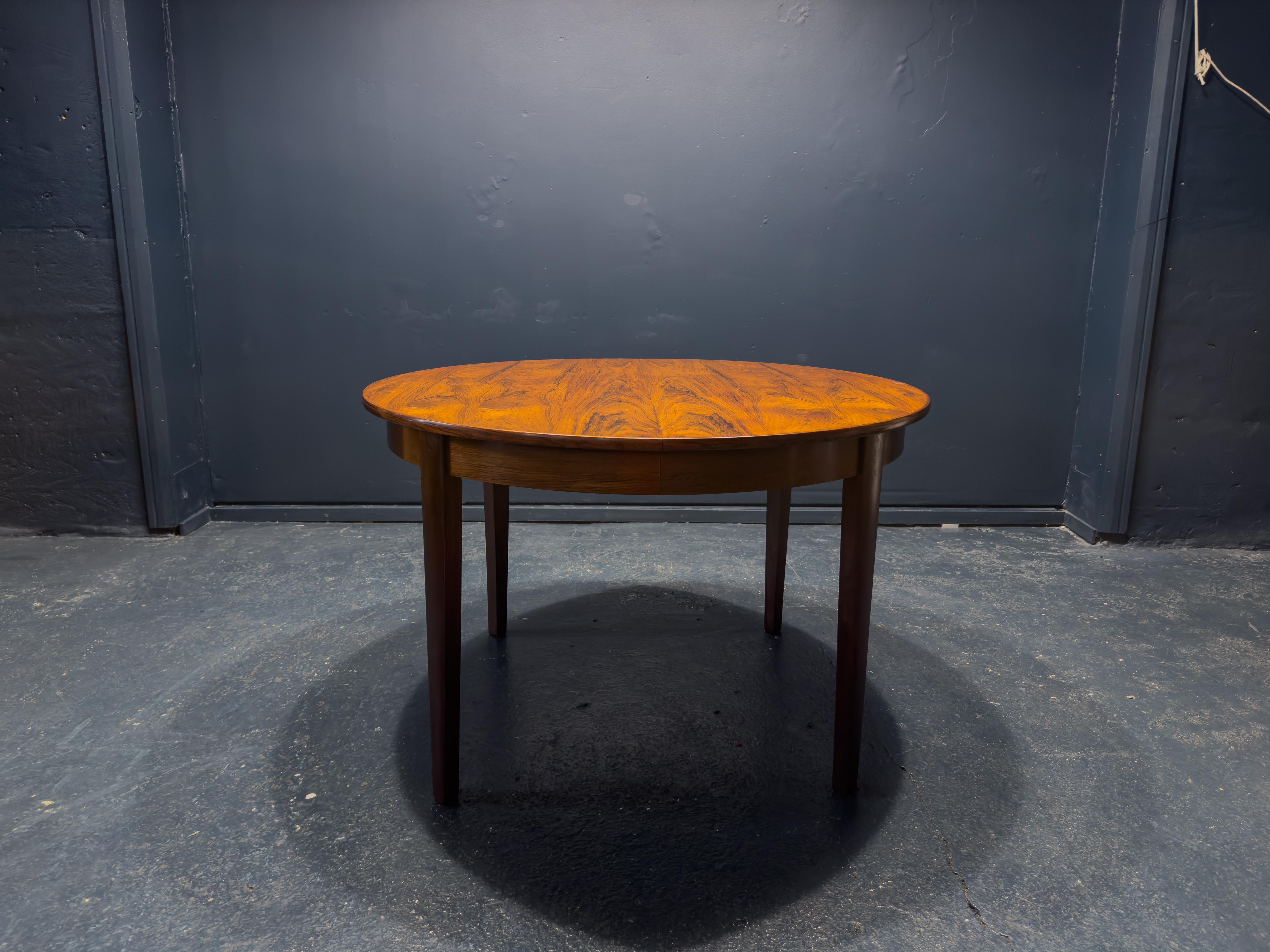 Mid-Century Modern Round Dining Table