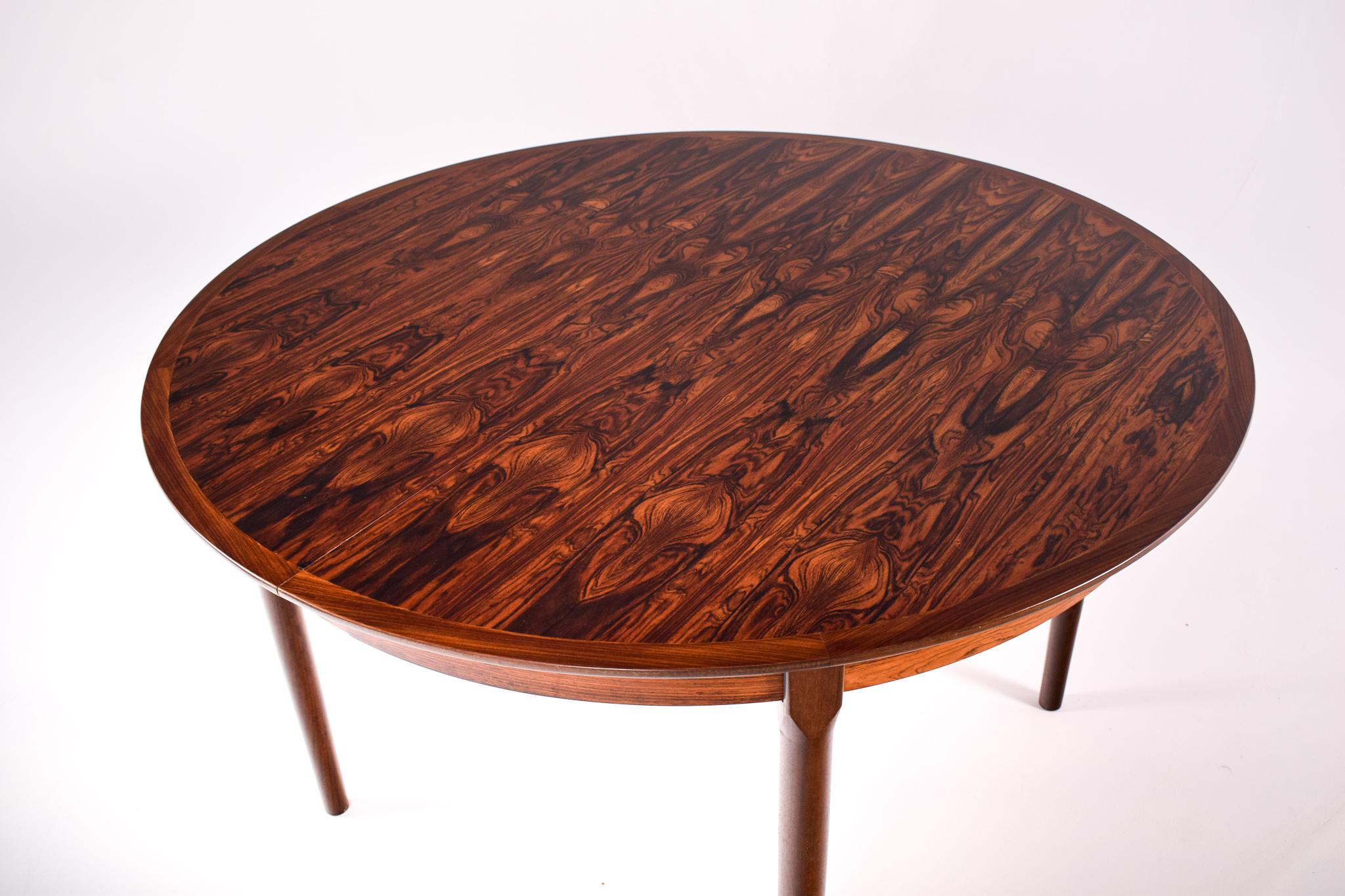 Rosewood Dining Table, Round to Oval with 2 Leaves 7