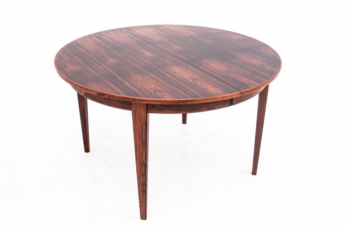 Rosewood dining table with extensions, Denmark, 1960s. Renovated. For Sale 2