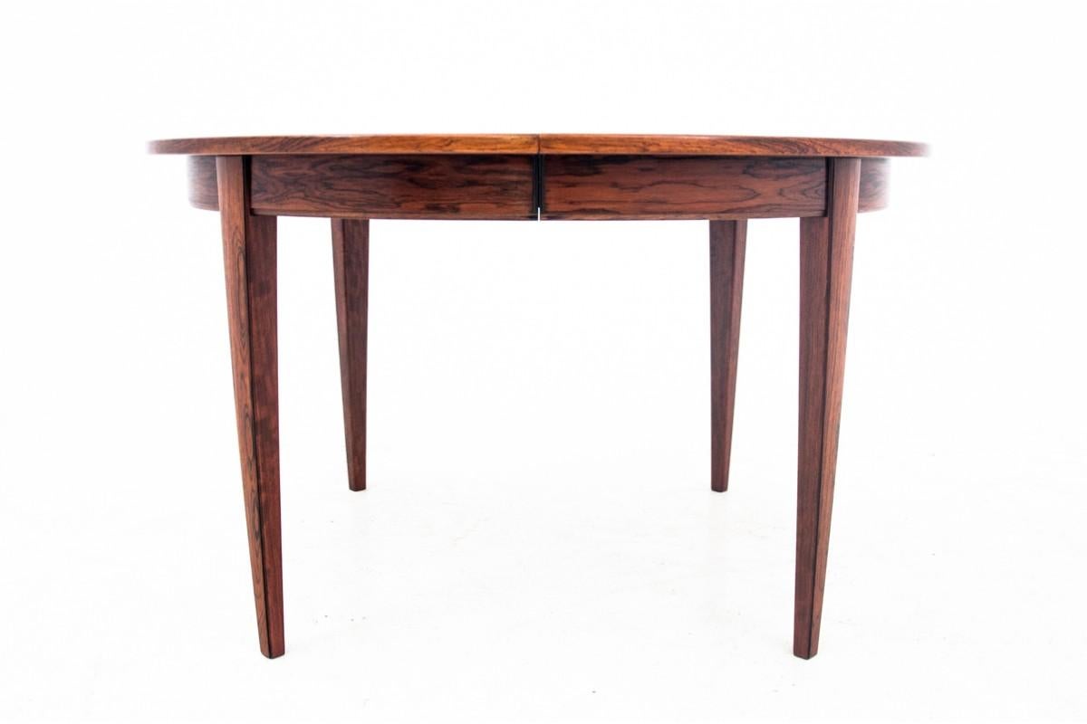 Rosewood dining table with extensions, Denmark, 1960s. Renovated. For Sale 3