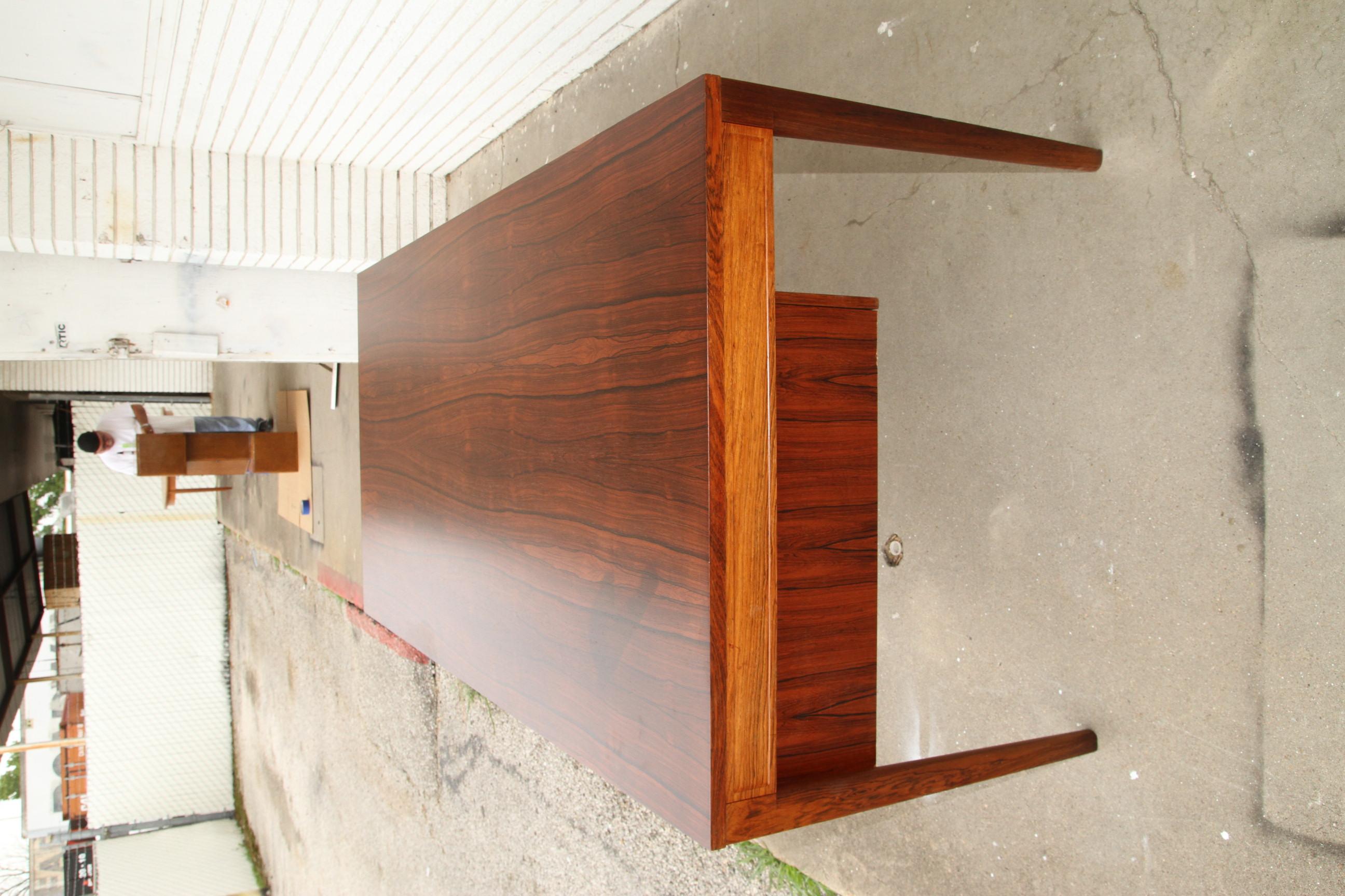 Scandinave moderne Bureau Diplomat de Finn Juhl en vente