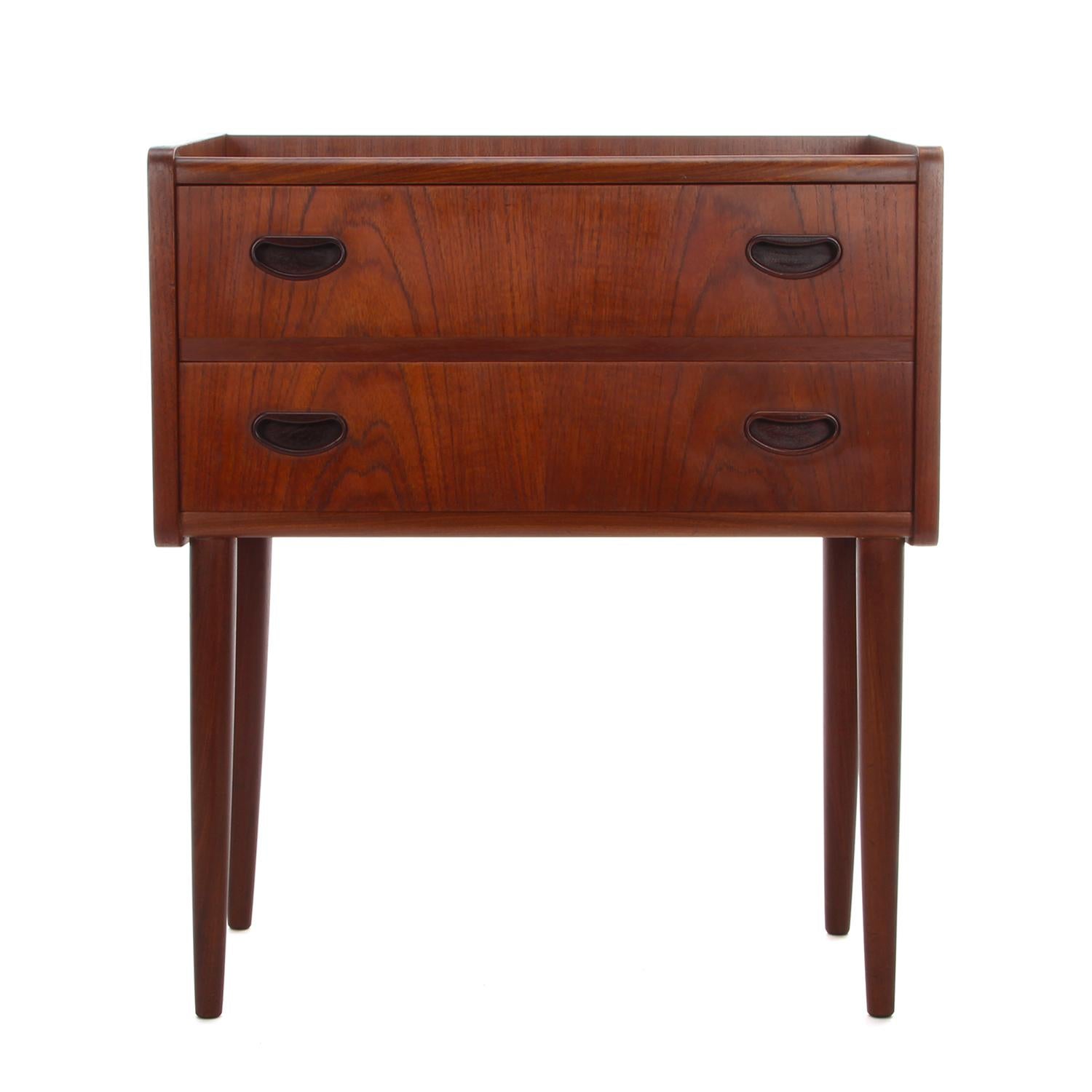Mid-Century Modern Rosewood Dresser, 1960s Danish Midcentury Chest with Drawers or Entry Table