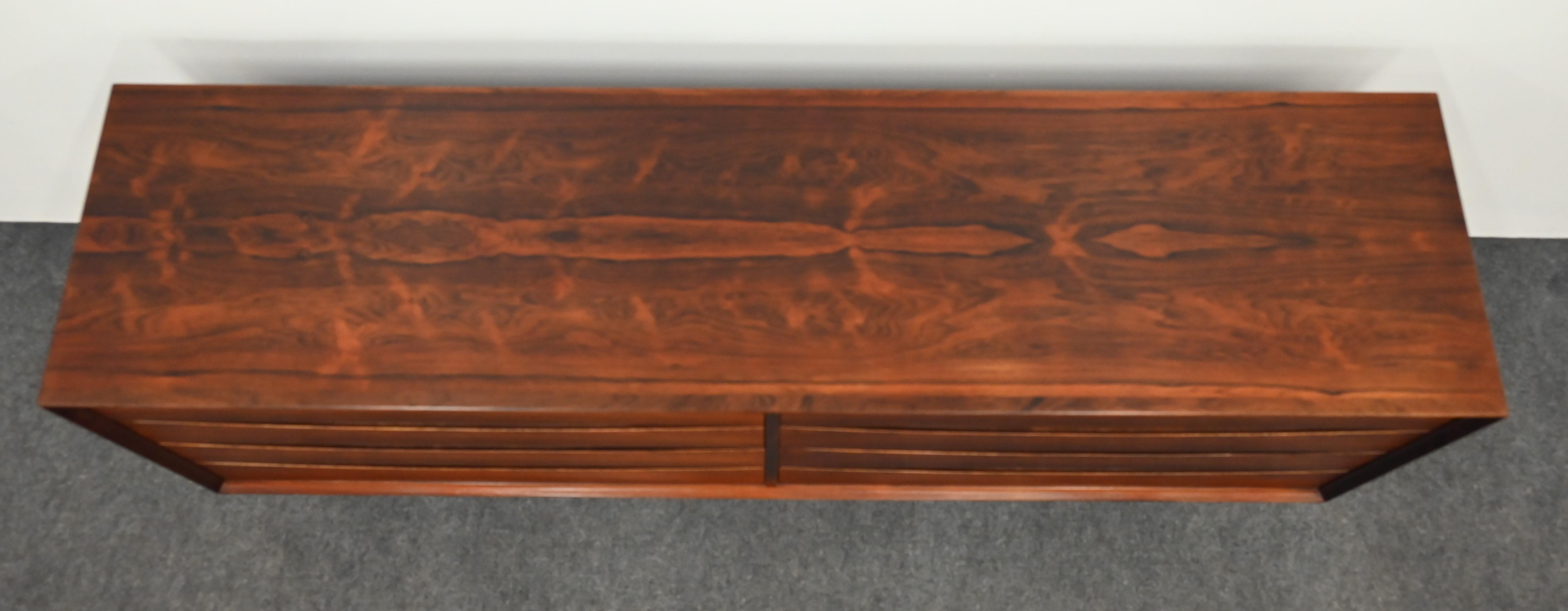 Rosewood Dresser by Arne Vodder for Sibast, 1960s In Good Condition For Sale In Hamburg, PA