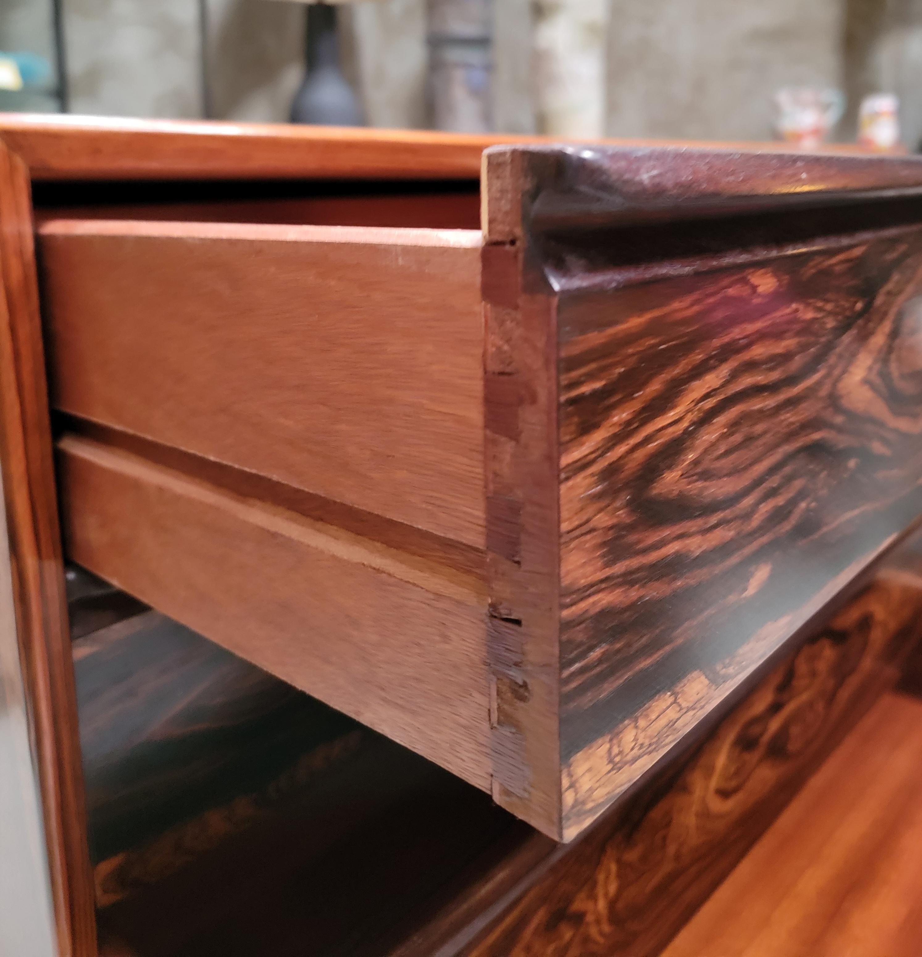 Commode en bois de rose par Westnofa Suède 1960's Bon état - En vente à Fulton, CA