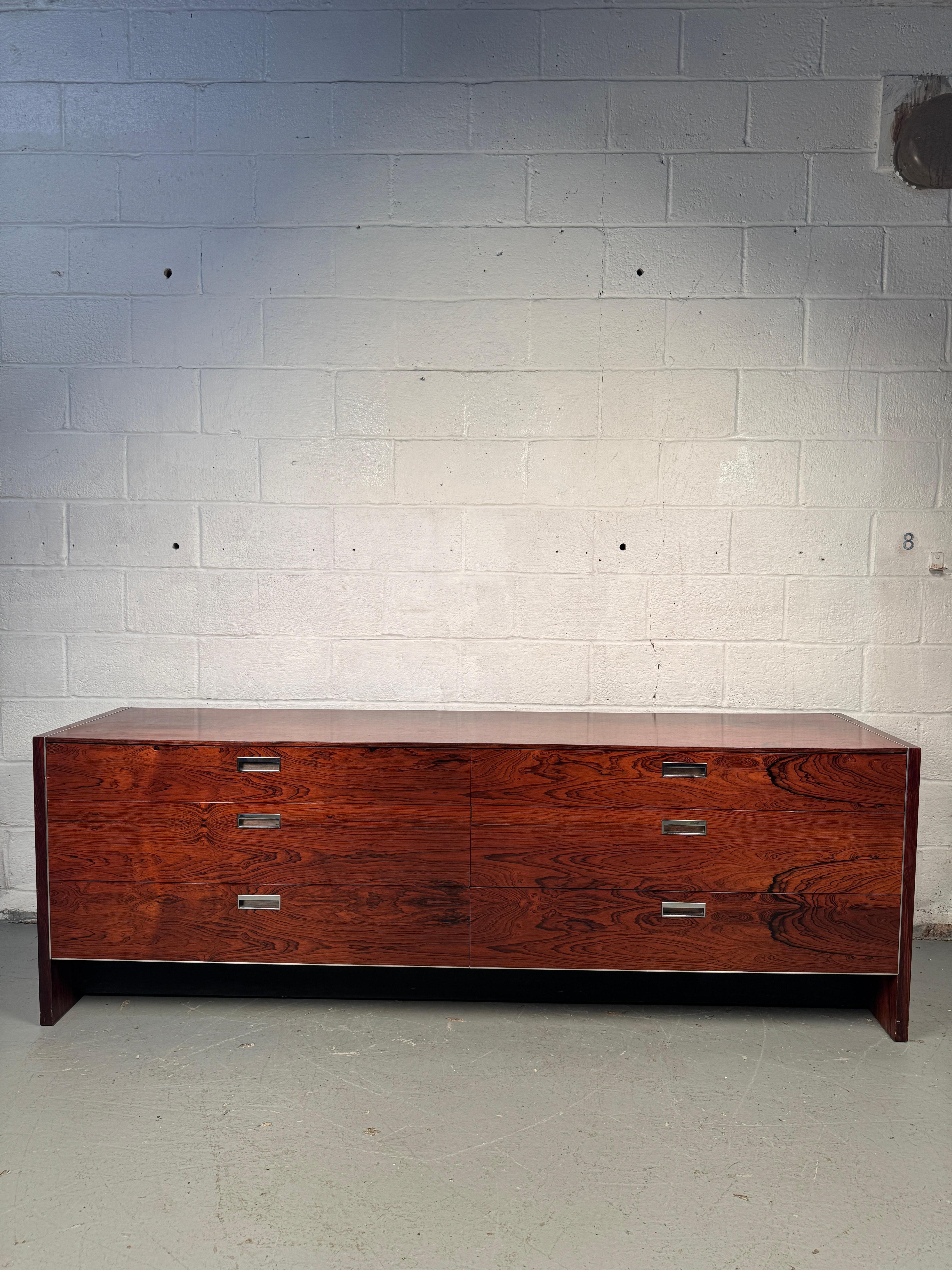Mid-Century Modern Rosewood Dresser Designed by Robert Baron For Glenn For Sale