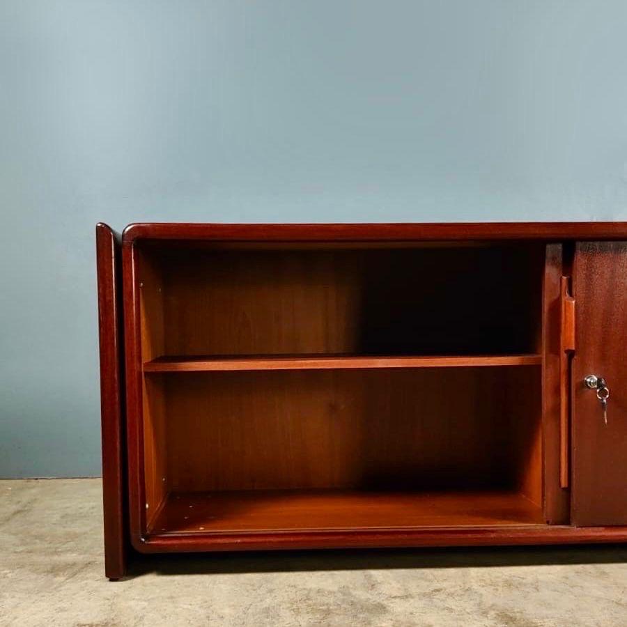 Rosewood Dyrlund Danish Sliding Sideboard Credenza Mid Century Vintage Retro MCM In Excellent Condition For Sale In Cambridge, GB