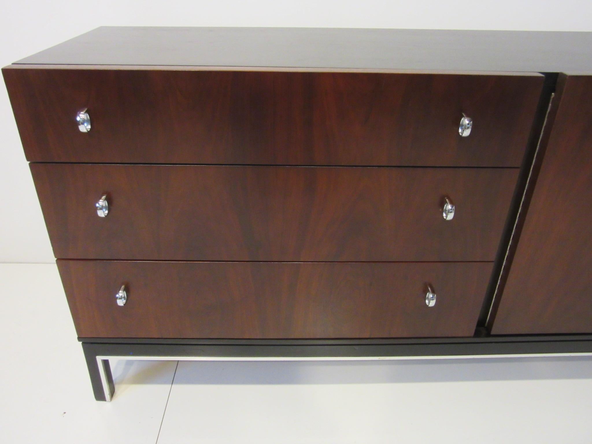 Rosewood Ebony Dresser / Credenza by American of Martinsville 4
