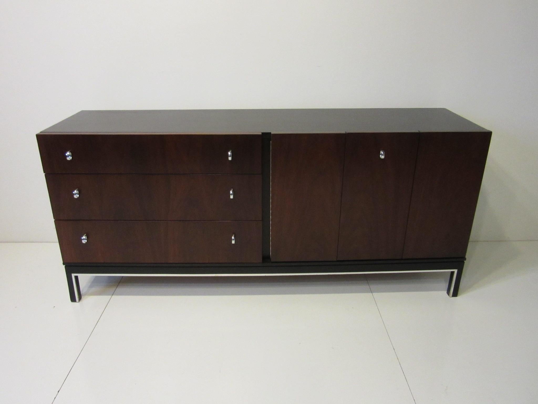 Rosewood Ebony Dresser / Credenza by American of Martinsville 8