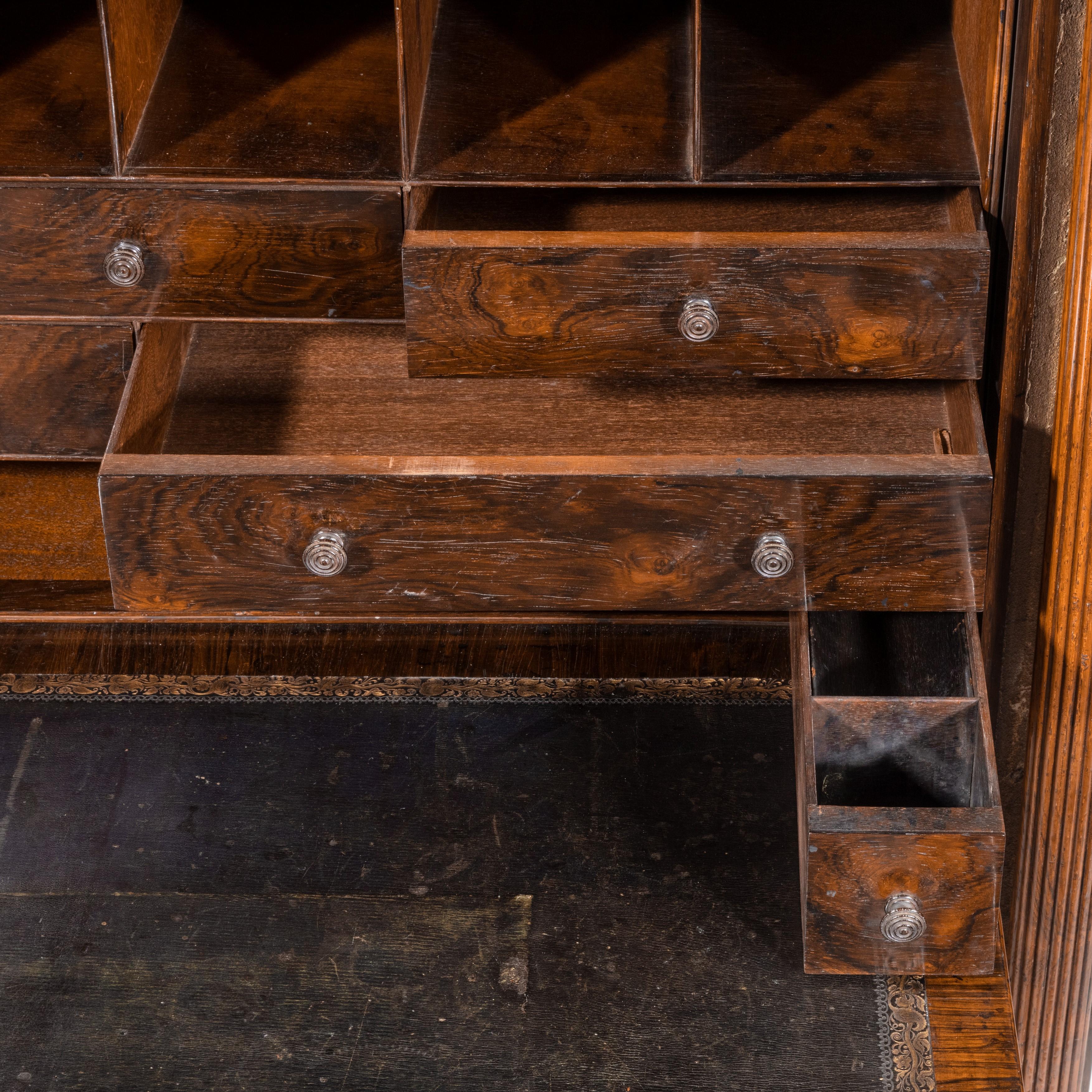 Début du XIXe siècle Escritoire en bois de rose de Jamar en vente