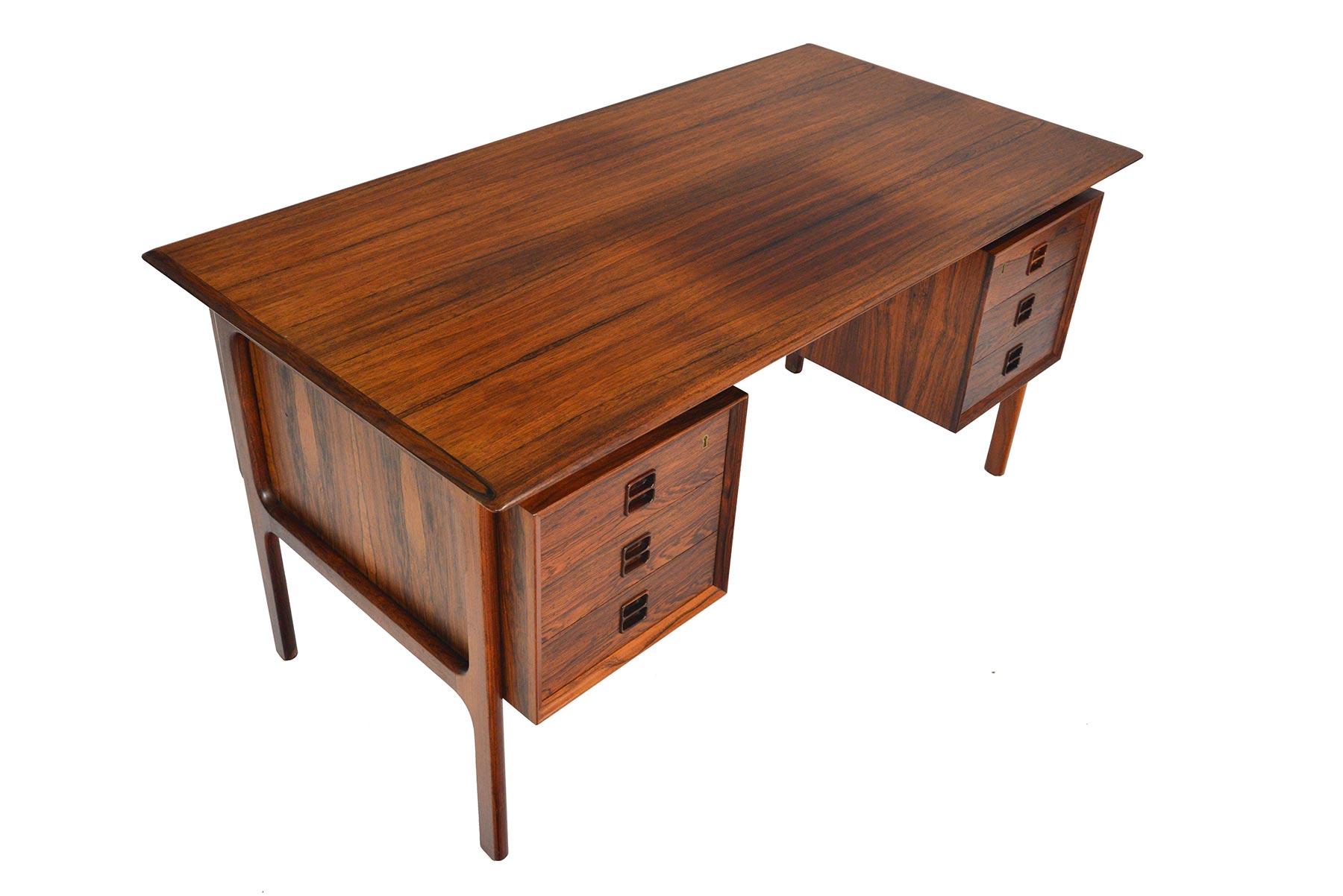 Scandinavian Modern Rosewood Executive Desk by Arne Vodder