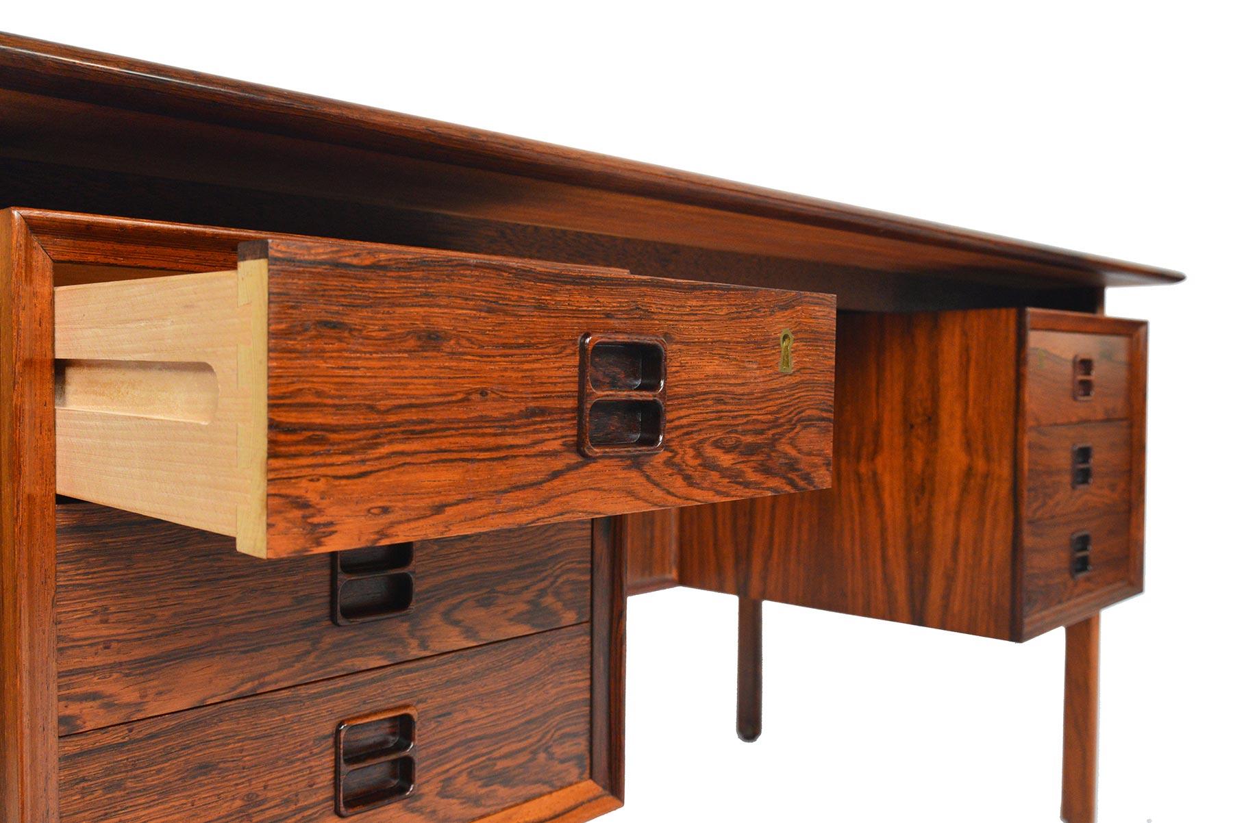 Rosewood Executive Desk by Arne Vodder In Good Condition In Berkeley, CA