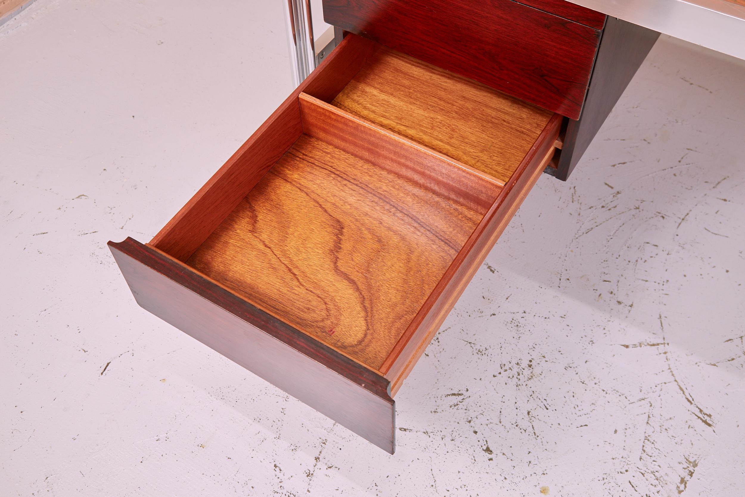 Rosewood Executive Desk by George Ciancimino For Mobilier International  4