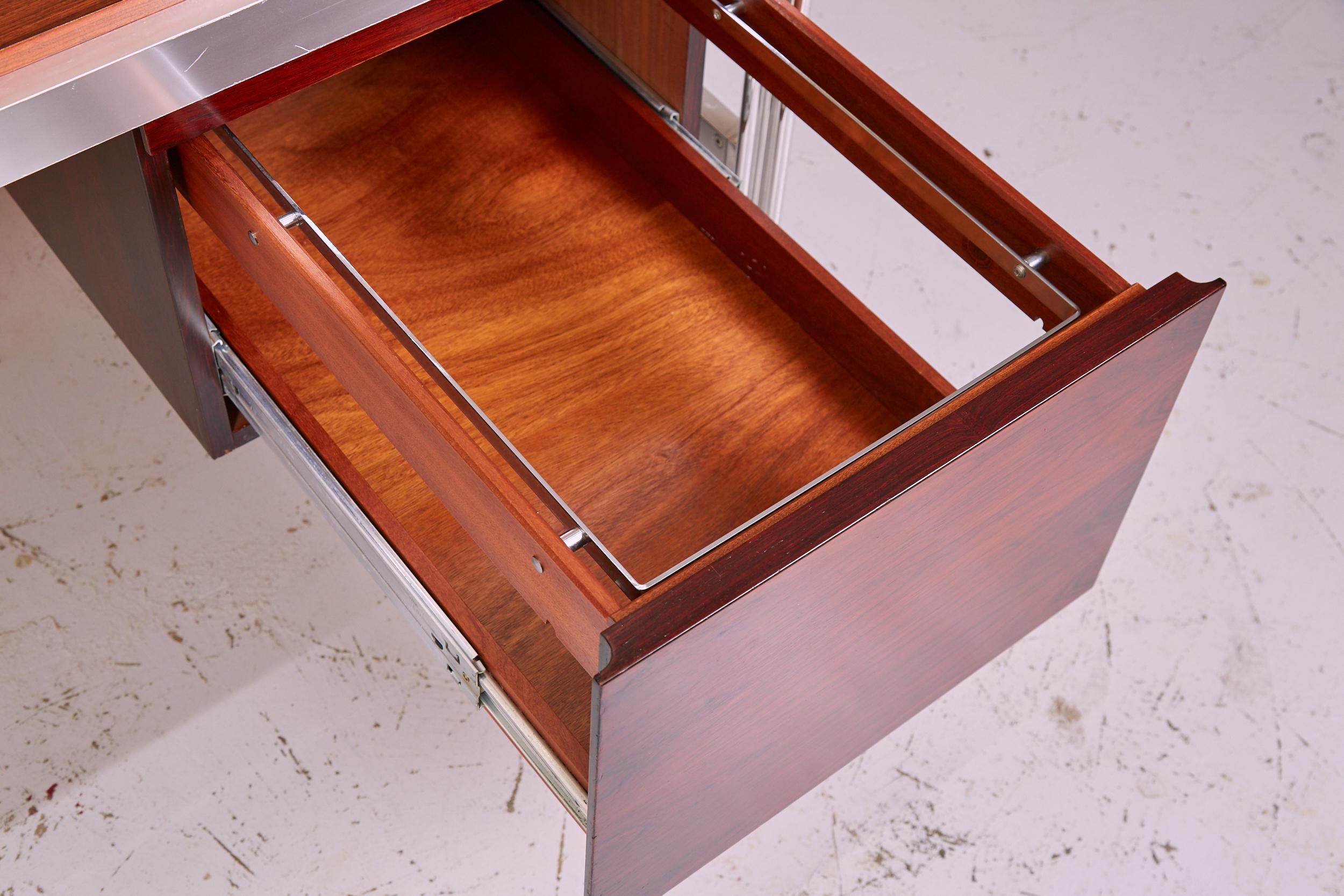 Rosewood Executive Desk by George Ciancimino For Mobilier International  5