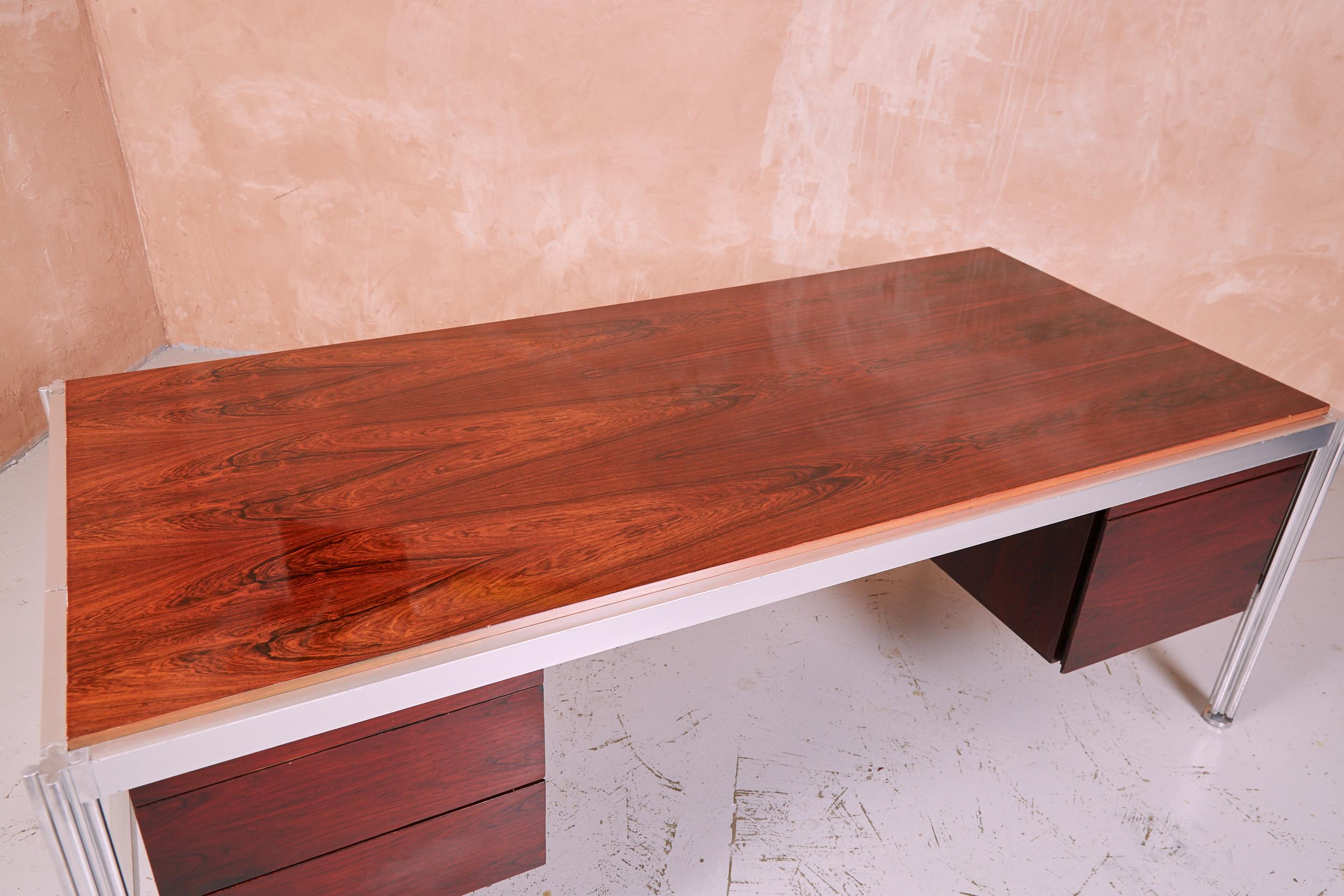 Rosewood Executive Desk by George Ciancimino For Mobilier International  8