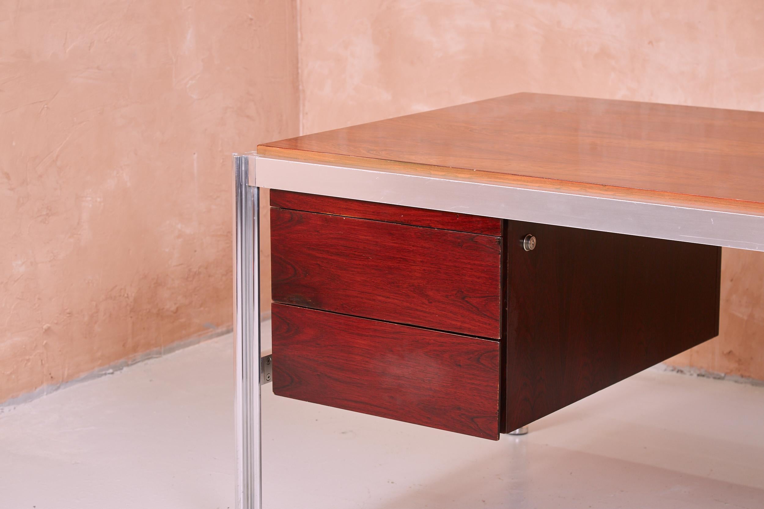 French Rosewood Executive Desk by George Ciancimino For Mobilier International 