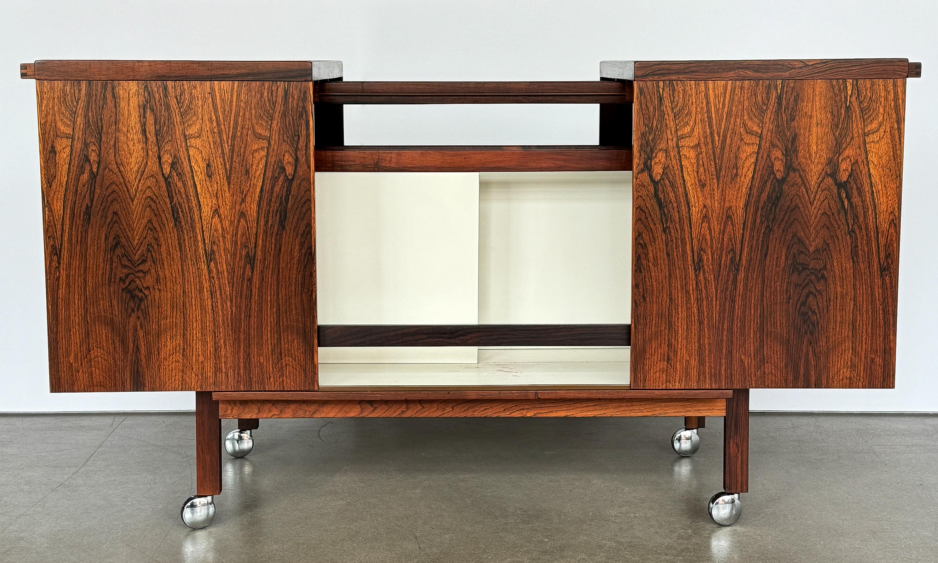 Mid-20th Century Rosewood Expandable Bar Cart Cabinet by Niels Erik and Glasdam Jensen For Sale