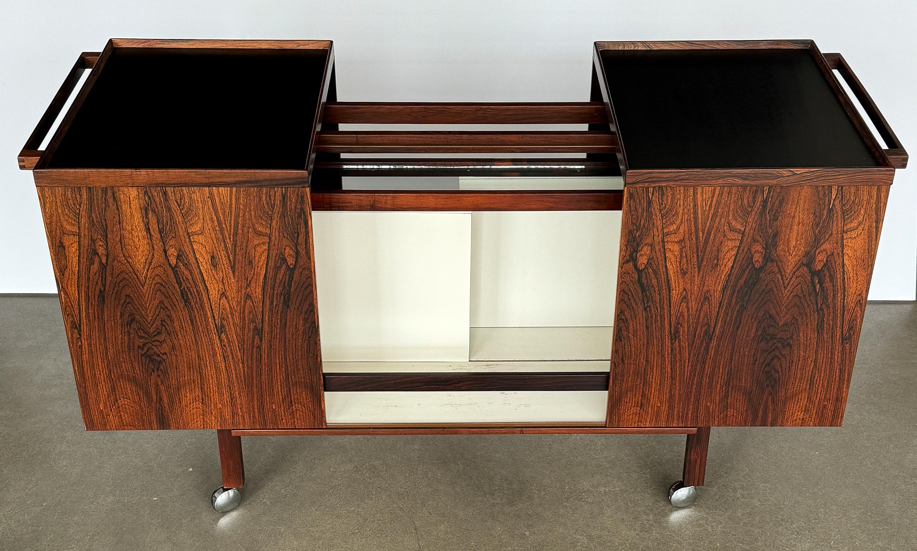 Rosewood Expandable Bar Cart Cabinet by Niels Erik and Glasdam Jensen For Sale 1