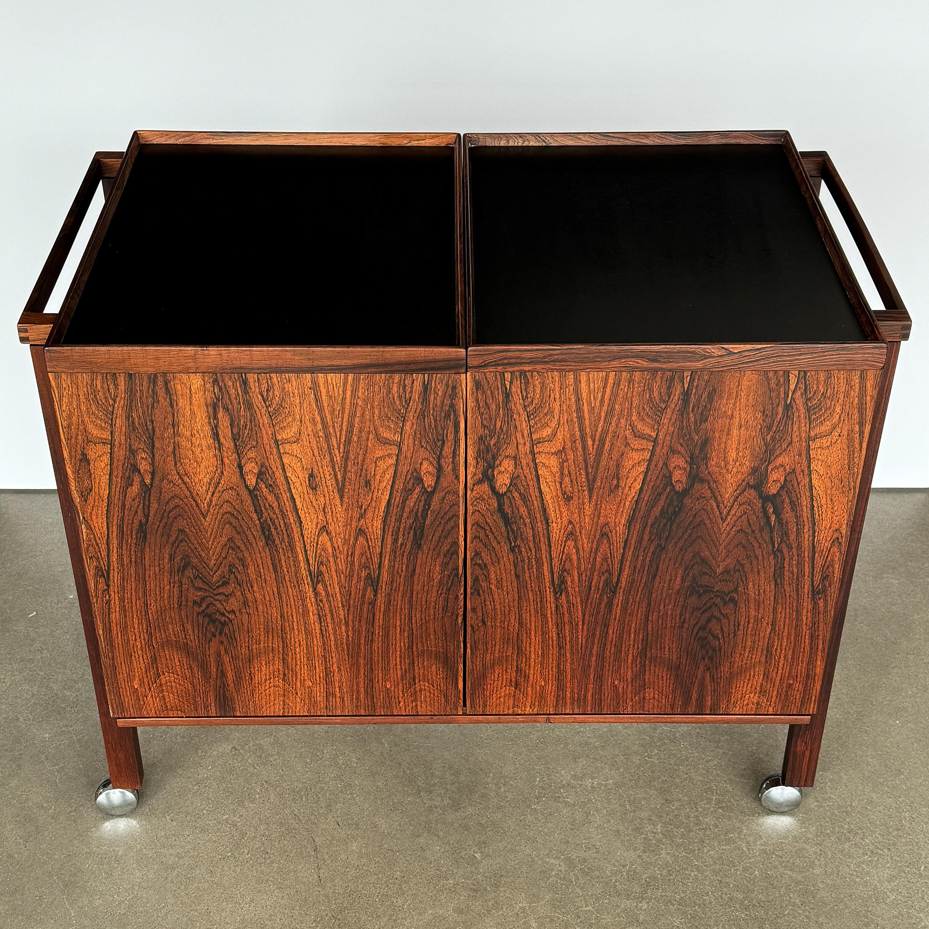 Mid-Century Modern Rosewood Expandable Bar Cart Cabinet by Niels Erik and Glasdam Jensen For Sale