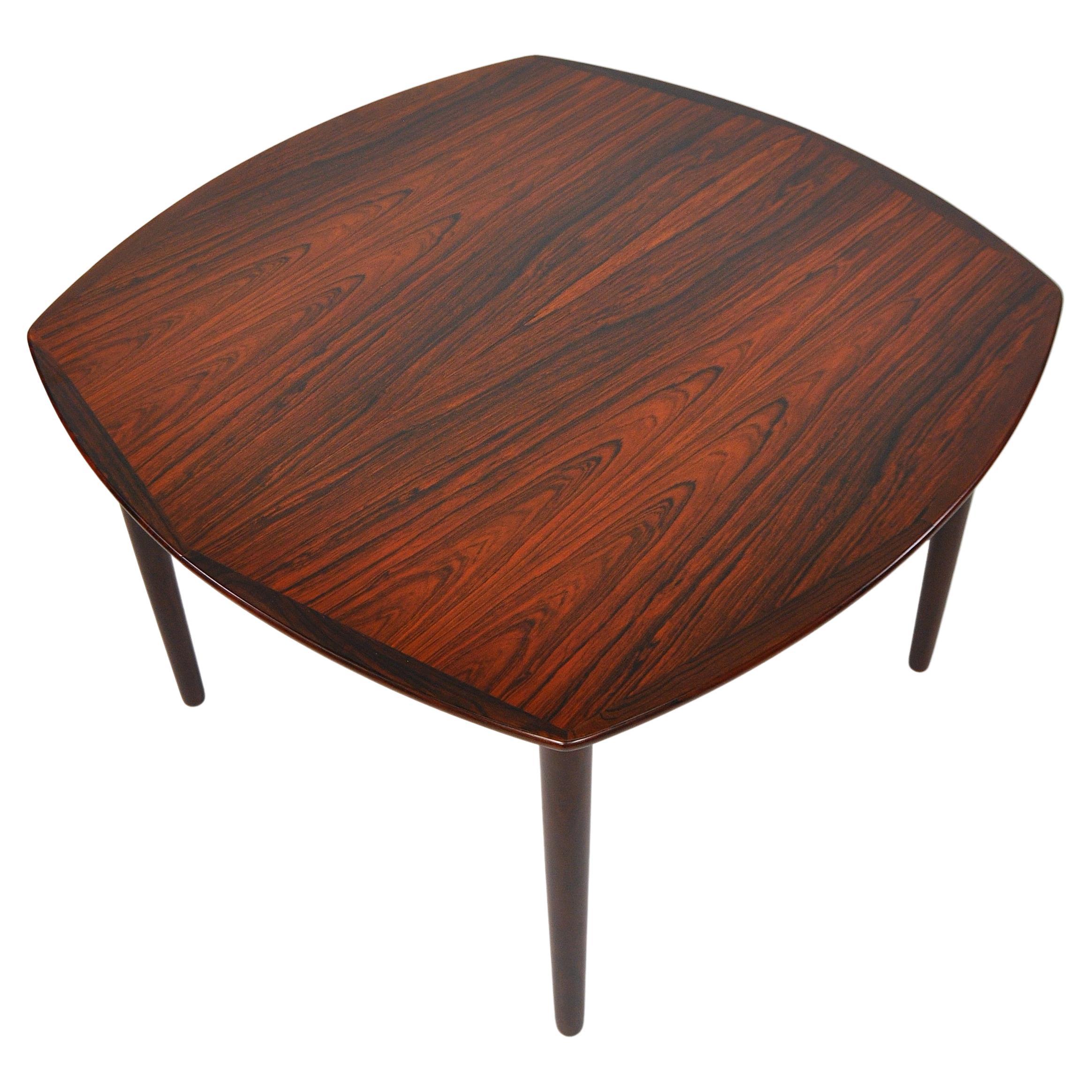Vintage Danish Rosewood Oval Extension Dining Table by Rastad Relling In Excellent Condition In Miami, FL