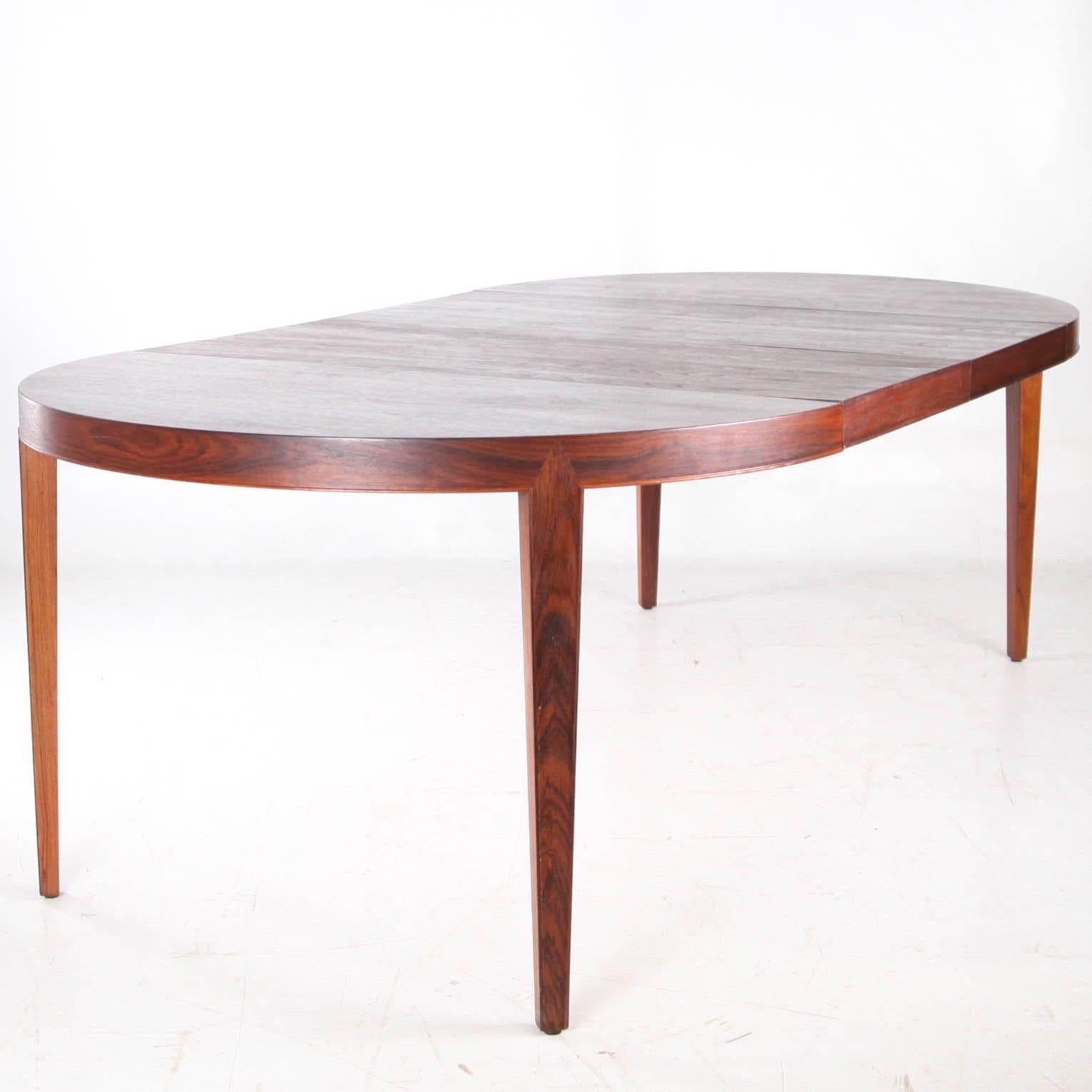 Table de salle à manger à rallonge en bois de rose en vente 8