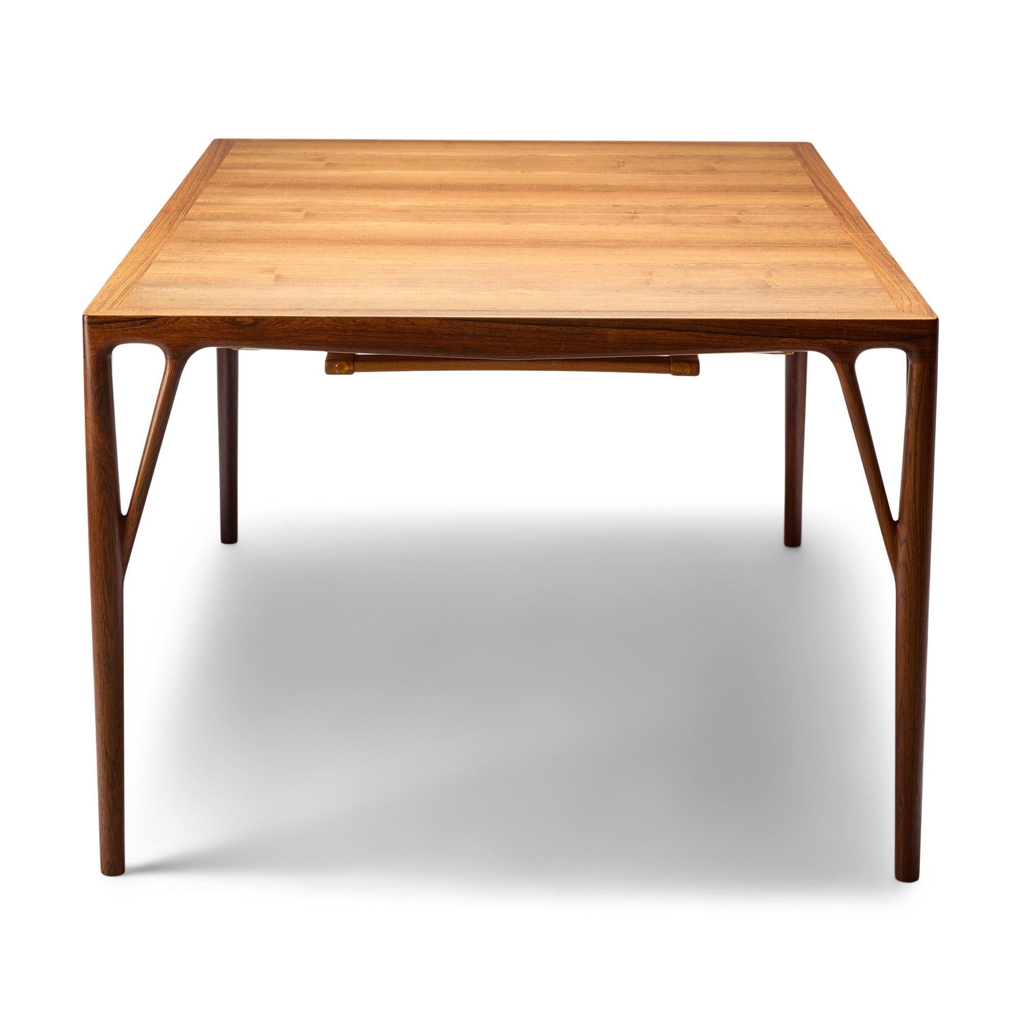 Mesa de comedor extensible de palisandro de Vestergaard Jensen para Peder Pedersen en Bastante bueno estado para la venta en Sagaponack, NY