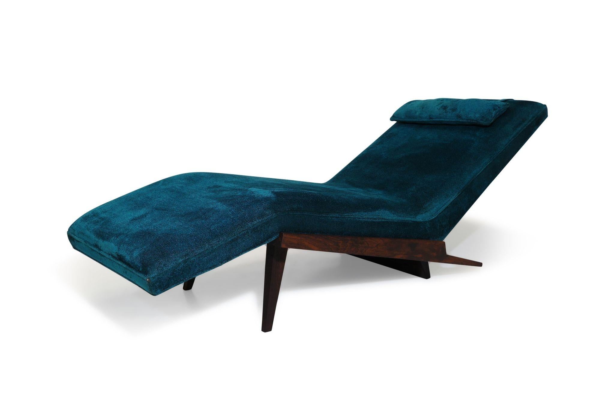 Rosewood Framed Brazilian Modern Angled Chaise Lounge For Sale 1