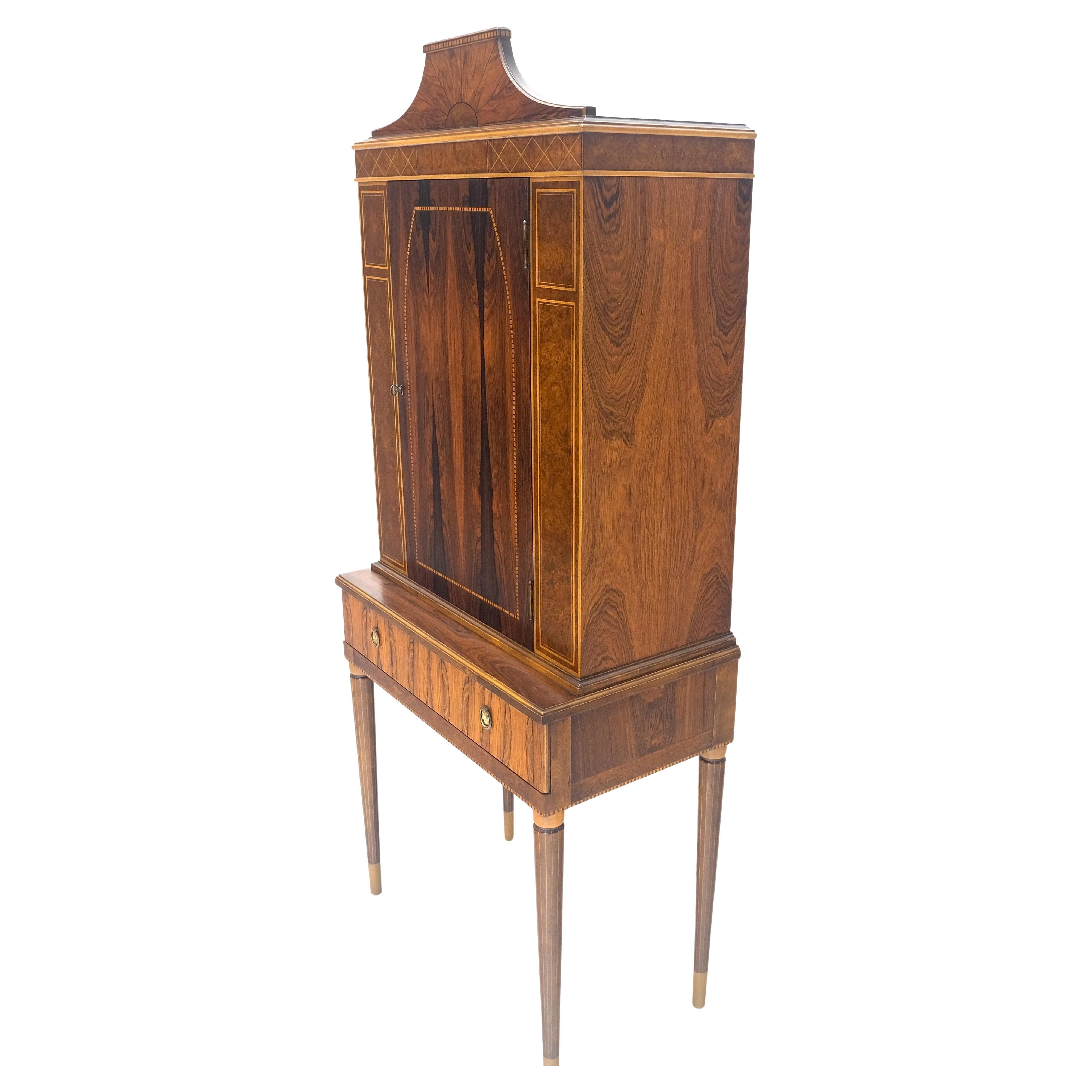 Palissandro francese Art Deco con gambe affusolate, credenza, buffet, armadio a muro MINT! in vendita