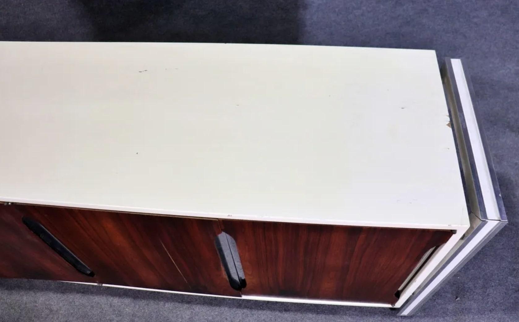 Rosewood Front Mid-Century Dresser For Sale 1