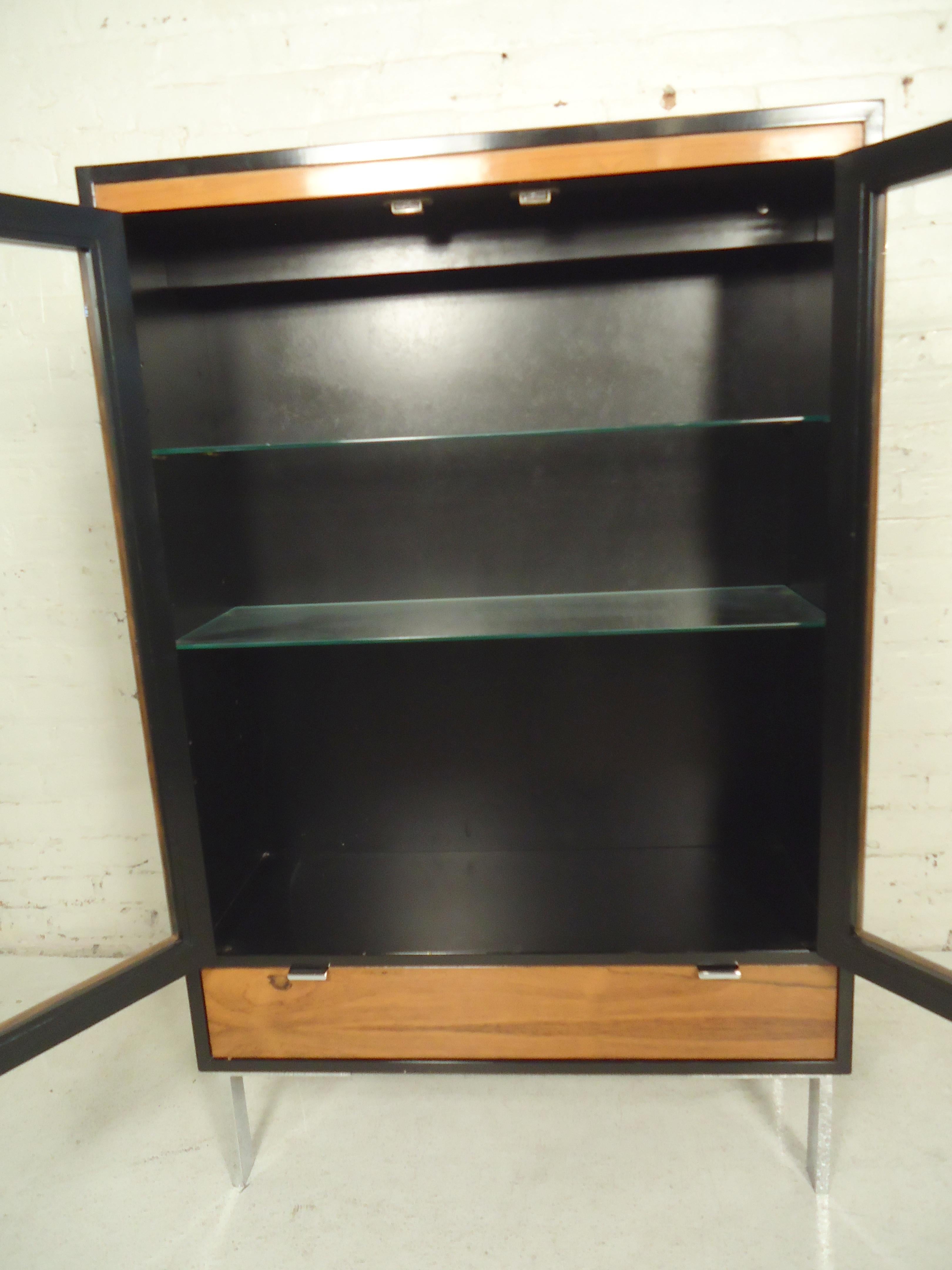 Rosewood Glass Front Cabinet 5