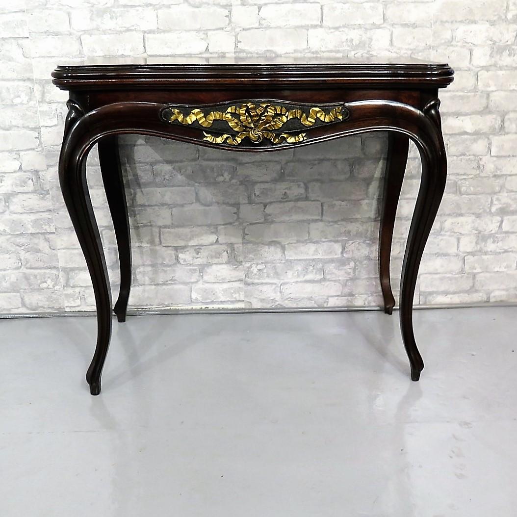 Rosewood Grained Card Table 1