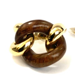 Groumette-Ring aus 18 Karat Gelbgold mit Rosenholz