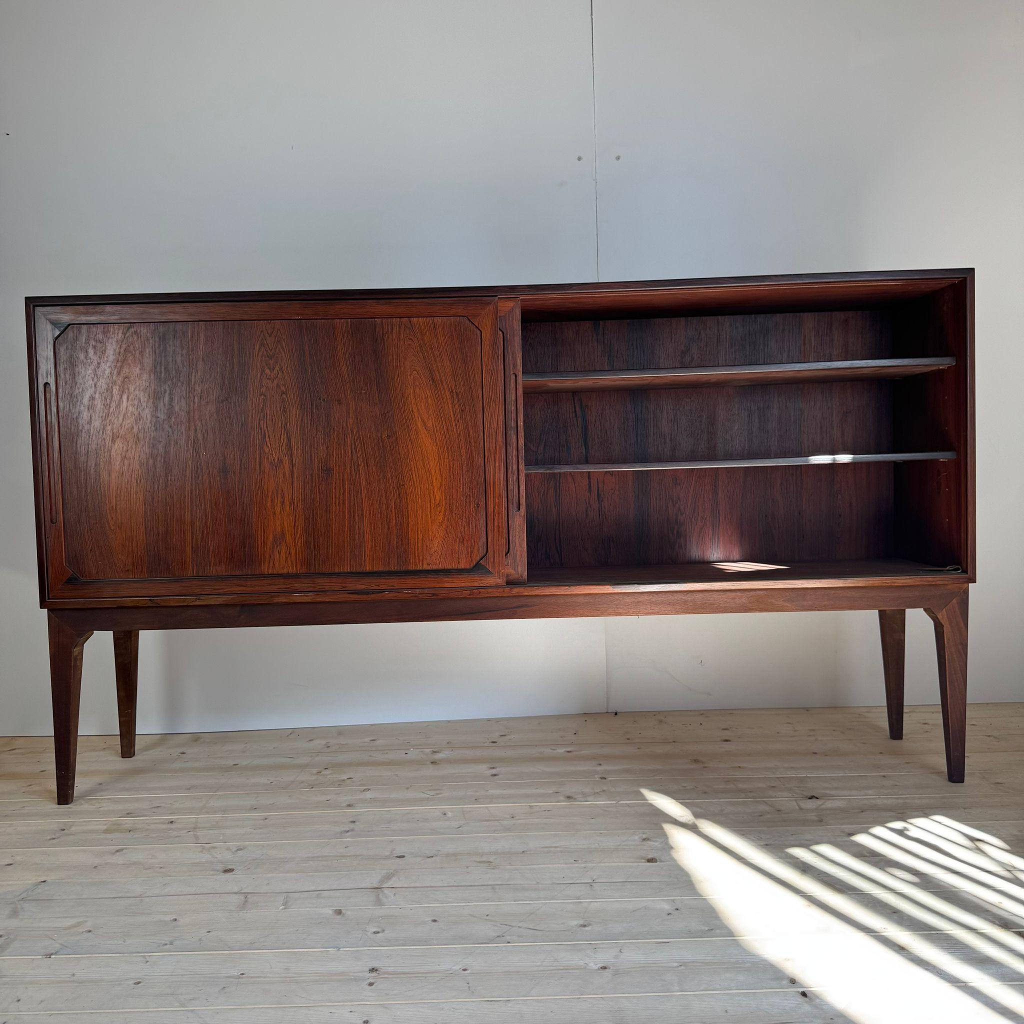 Mid-Century Modern Rosewood high sideboard, Denmark 1960 For Sale