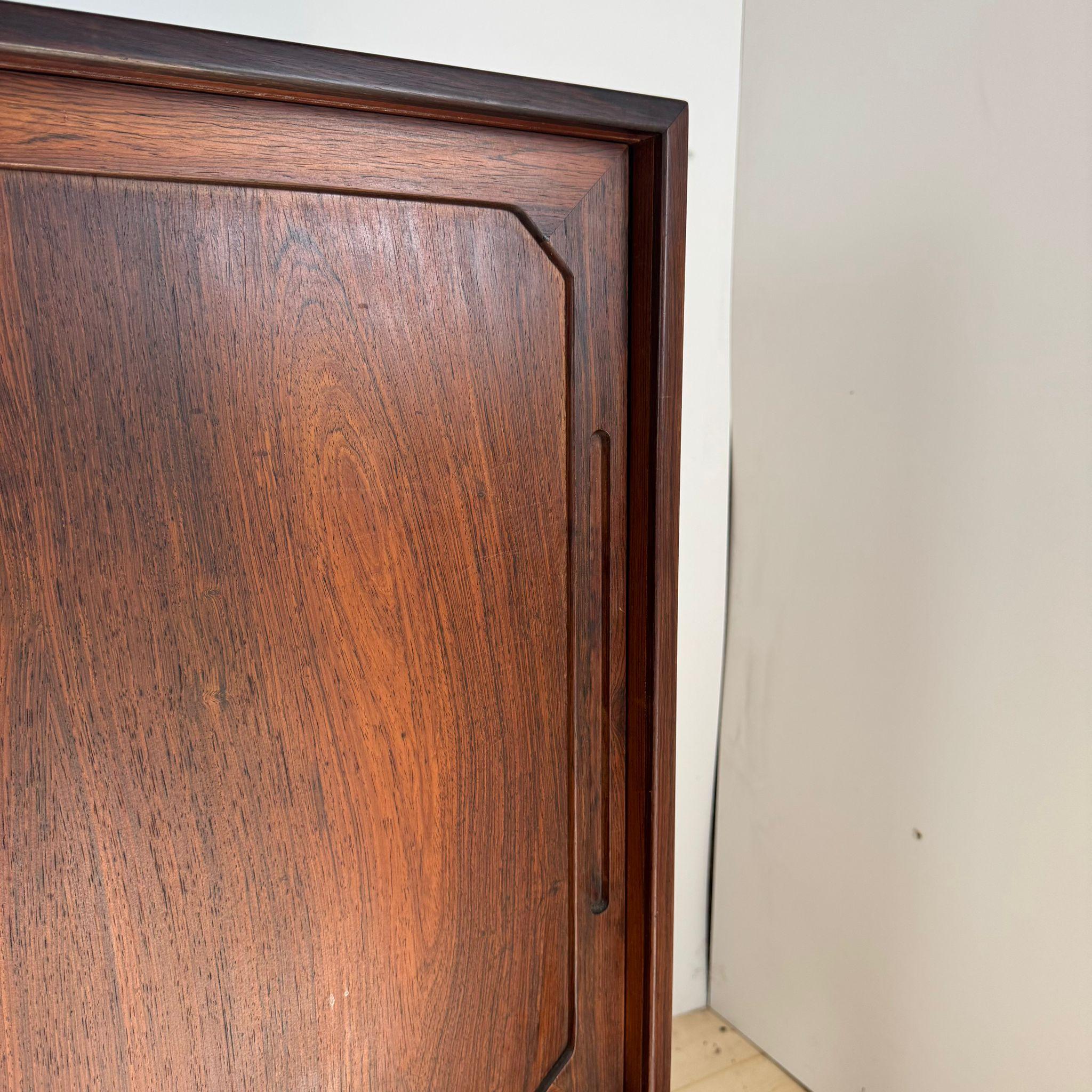 Rosewood high sideboard, Denmark 1960 In Good Condition For Sale In Torino, IT