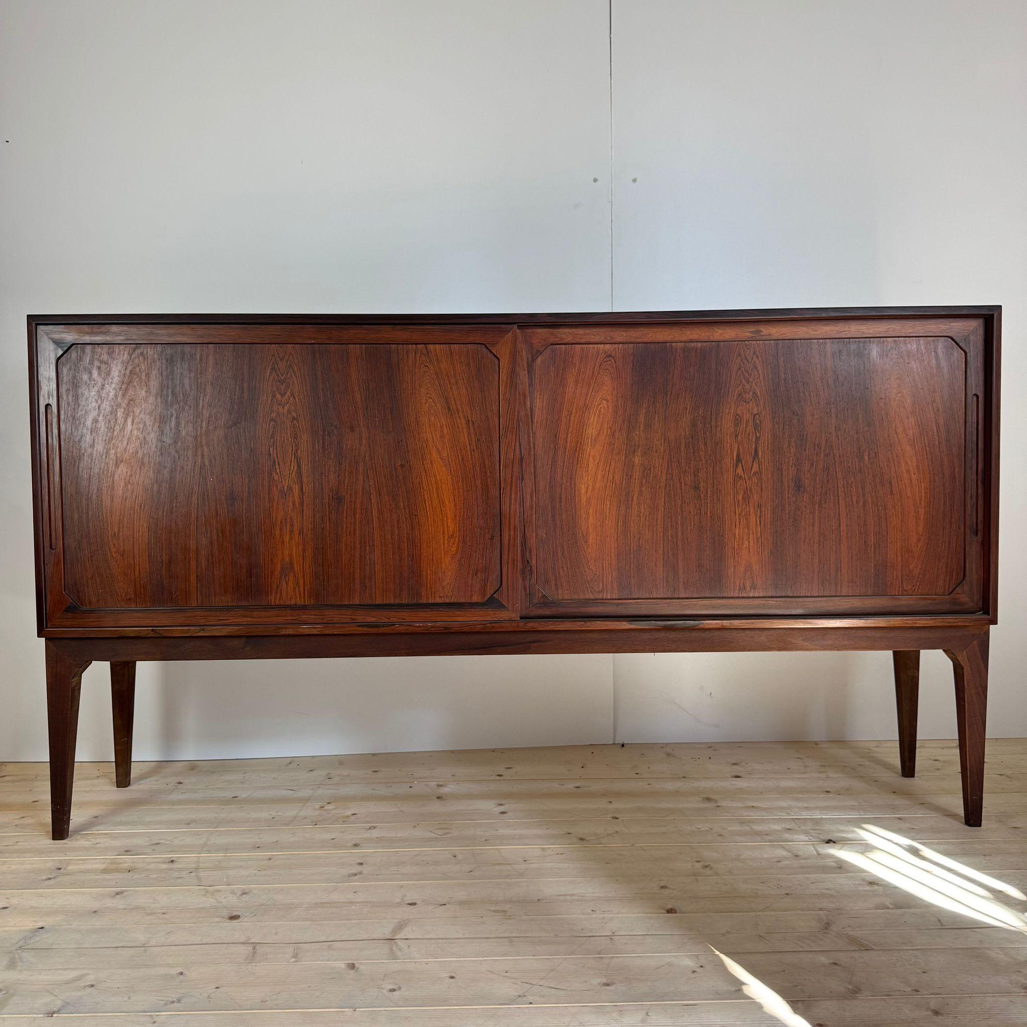 Rosewood high sideboard, Denmark 1960 For Sale 1