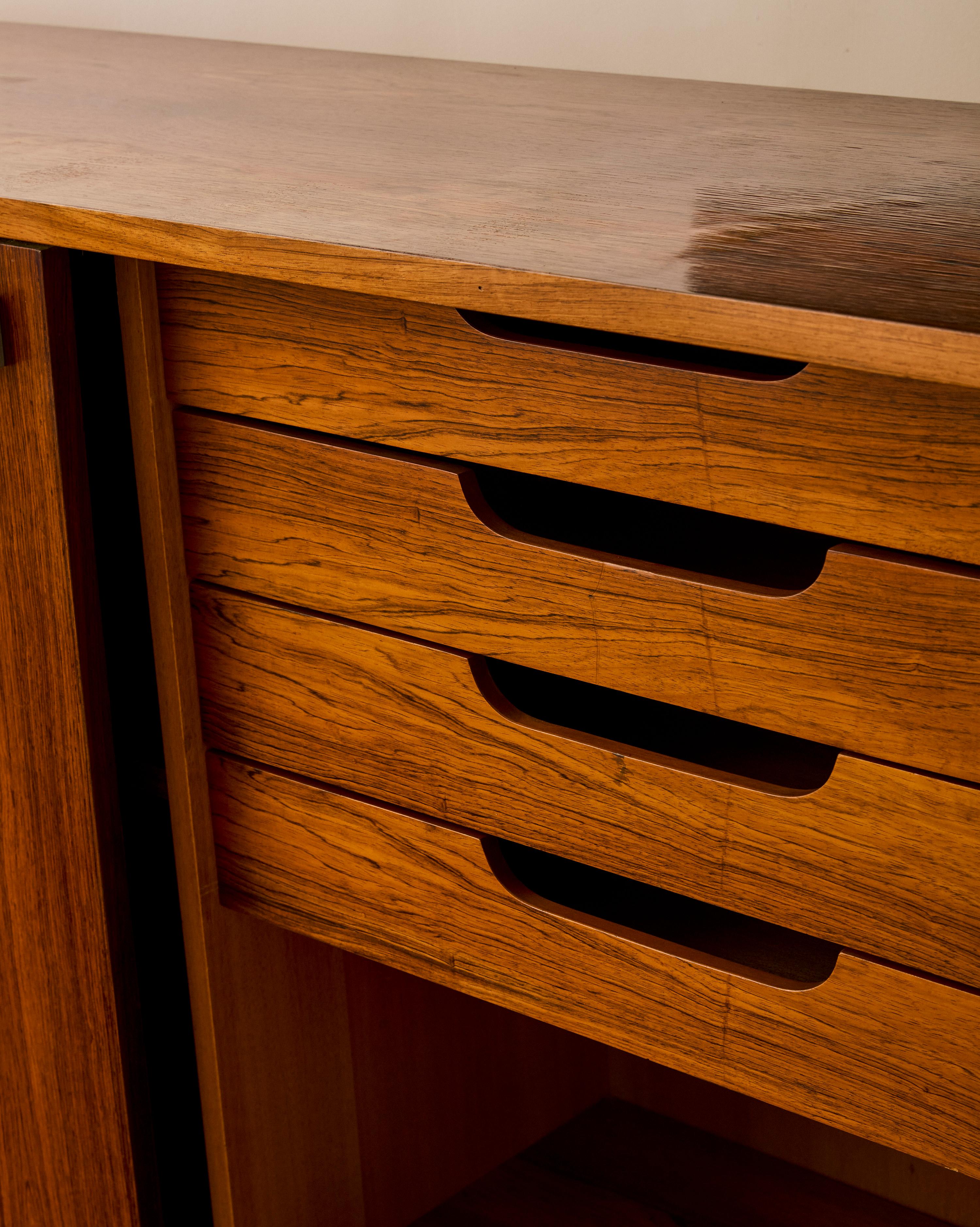 Rosewood Highboard Cabinet by Alfred Hendrickx im Angebot 6