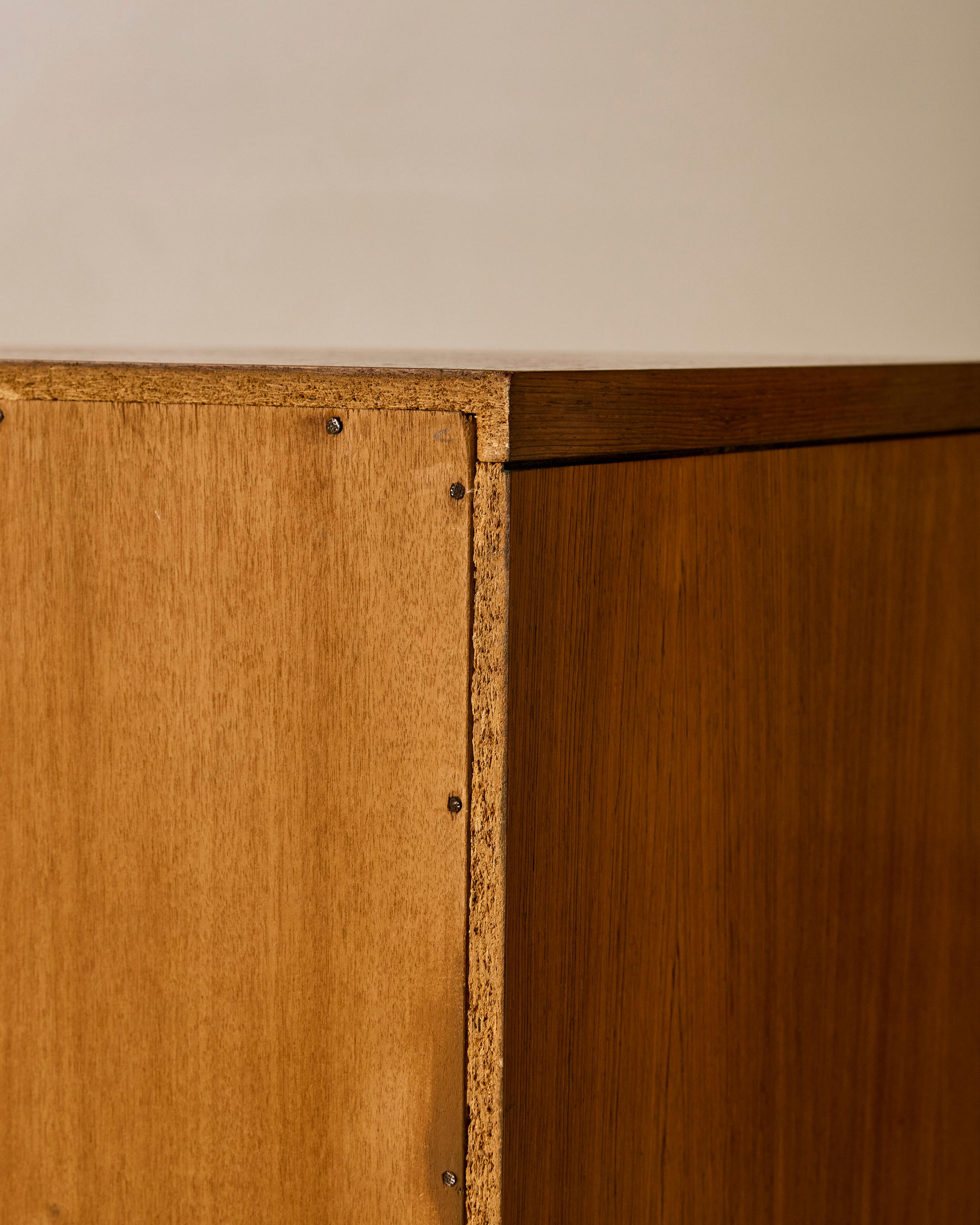 Rosewood Highboard Cabinet by Alfred Hendrickx im Angebot 14