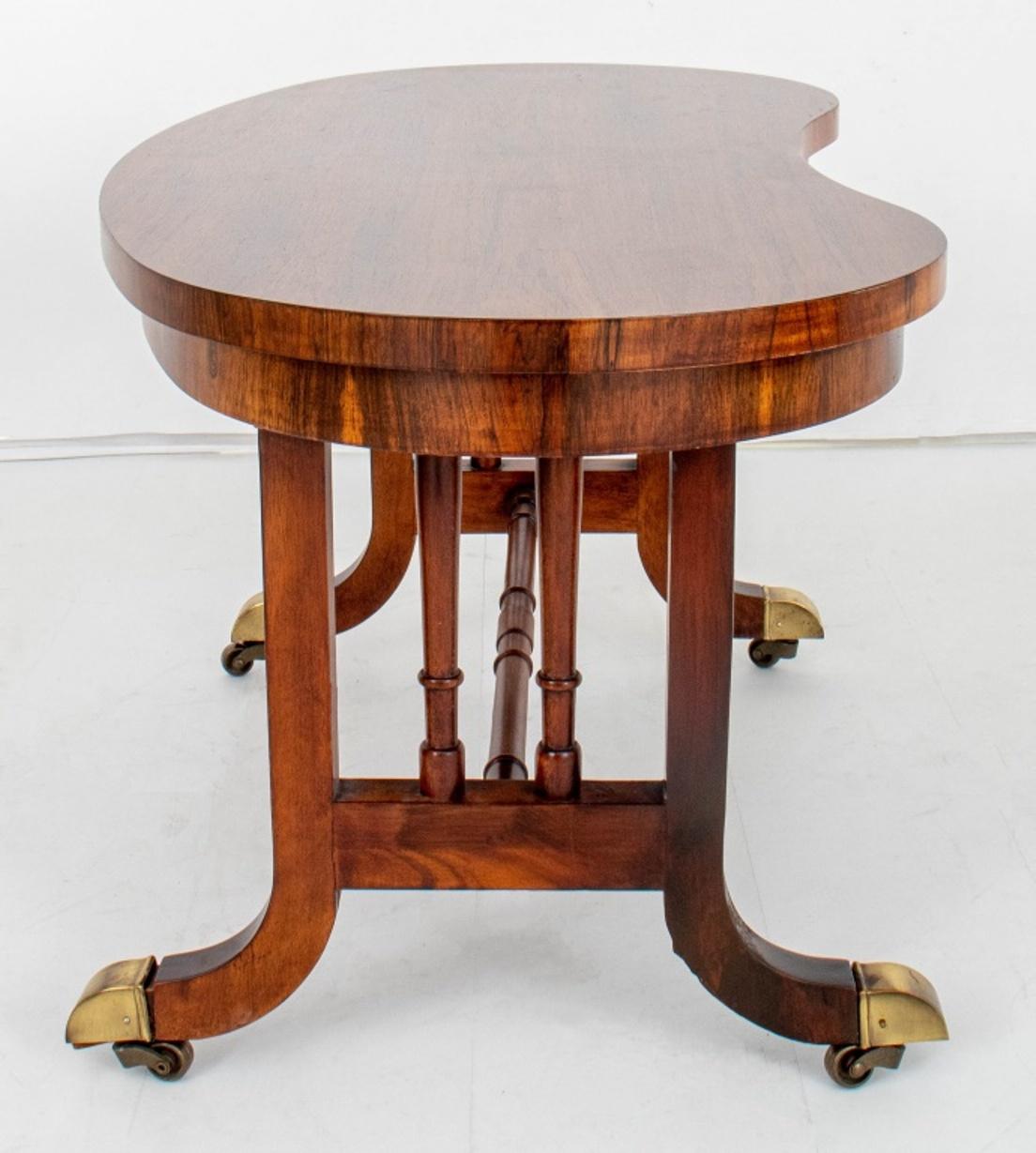Mid-Century Modern Rosewood Kidney-Shaped Low Table For Sale