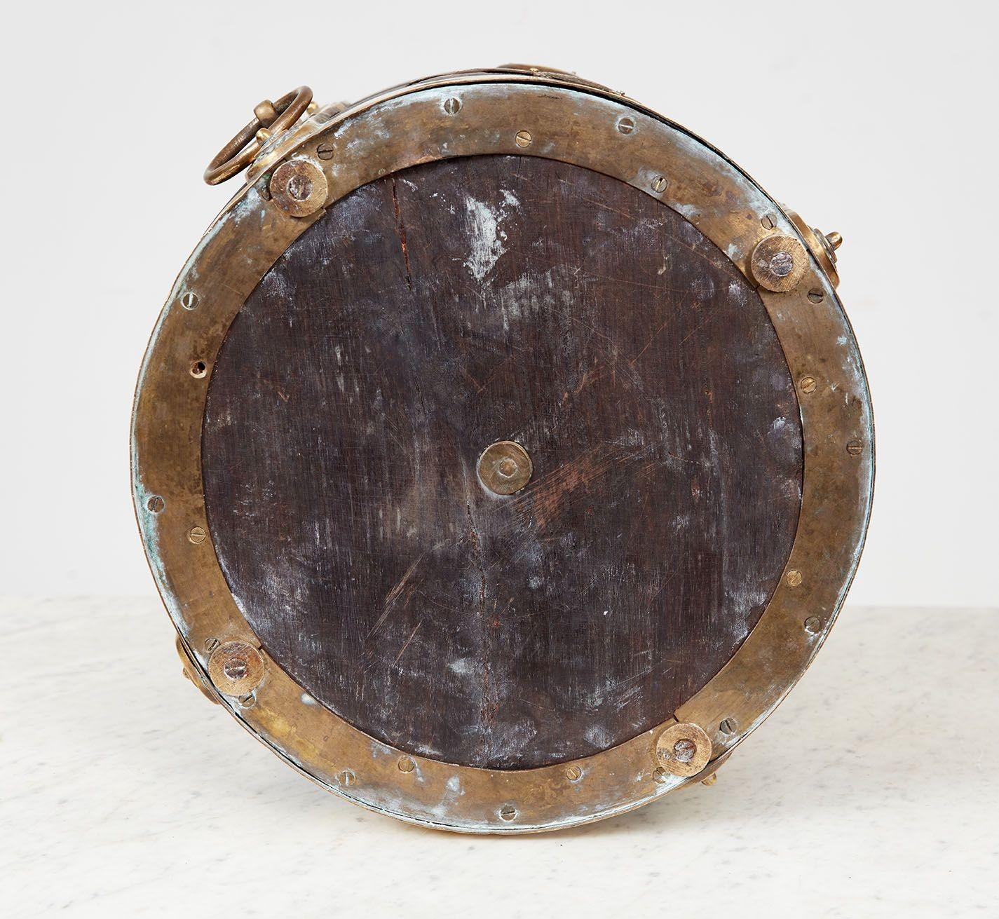 Secchio per legna da ardere in palissandro con bordatura in ottone in vendita 8