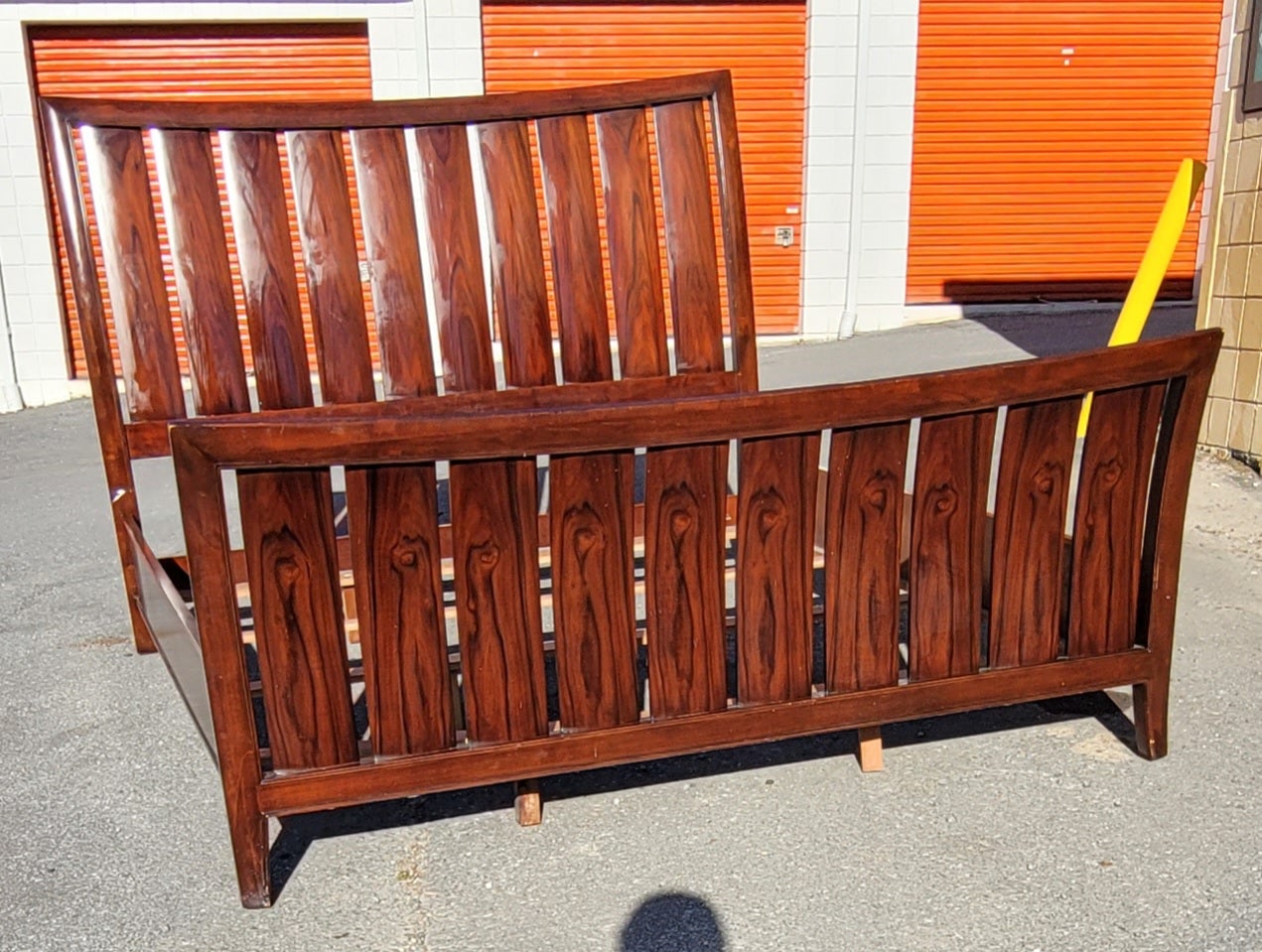 Modern Rosewood King Size Slatted Sleigh Bed For Sale