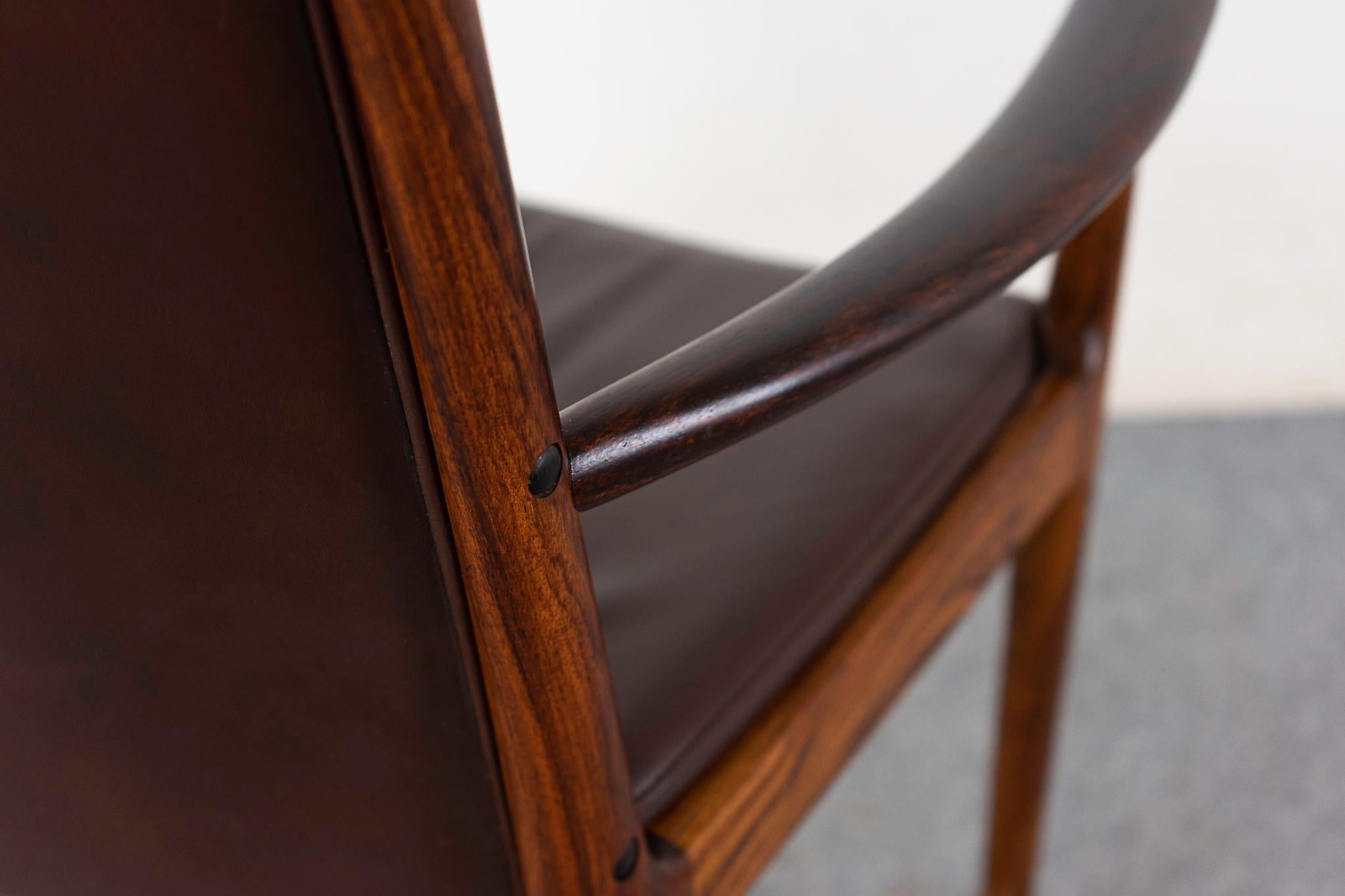 Chaise à bras en palissandre et cuir par Kai Lyngfeldt Larsen 3