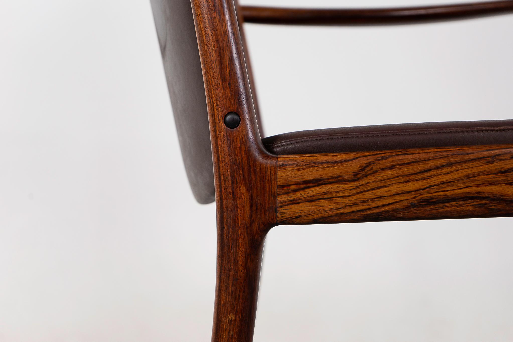 Chaise à bras en palissandre et cuir par Kai Lyngfeldt Larsen 1