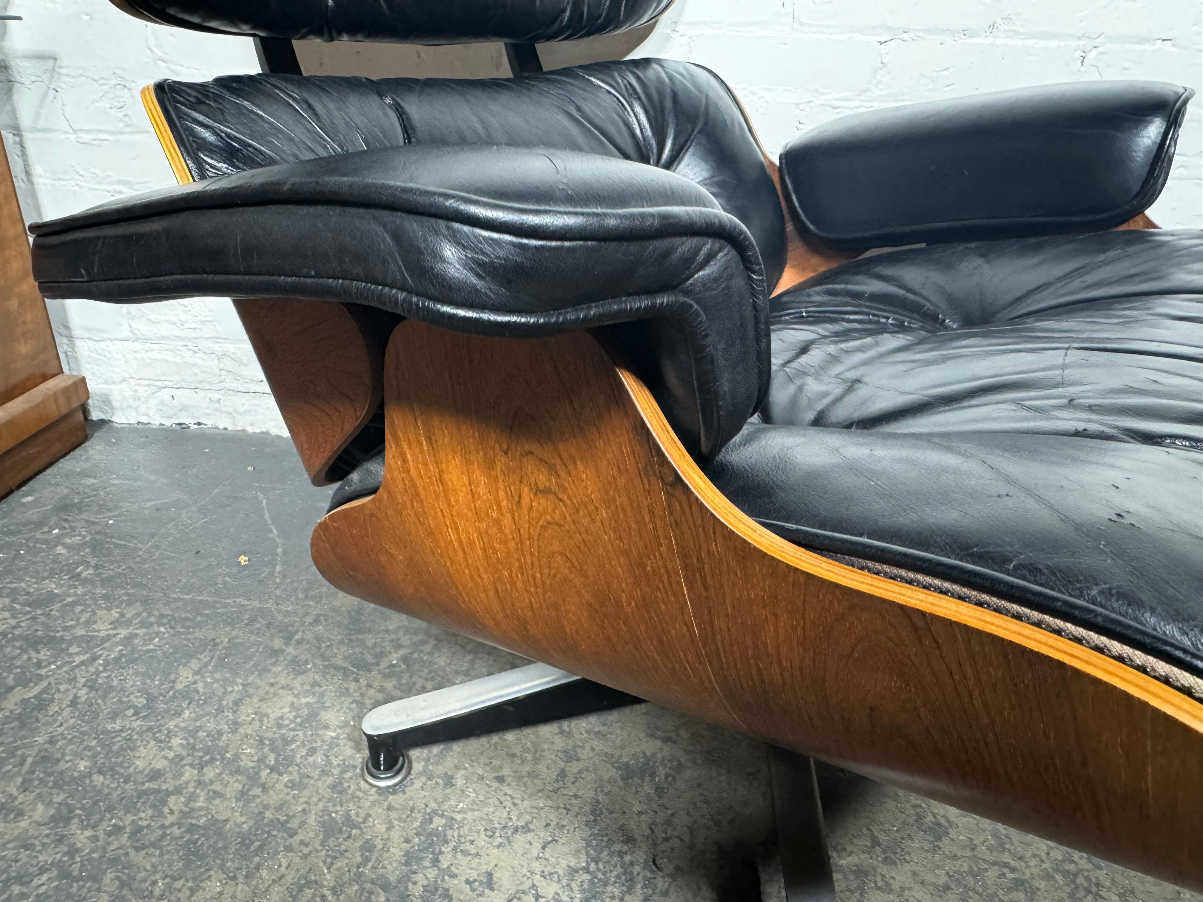 Mid-Century Modern Rosewood / Leather Eames Lounge Chair & Ottoman Herman Miller, USA 1970s