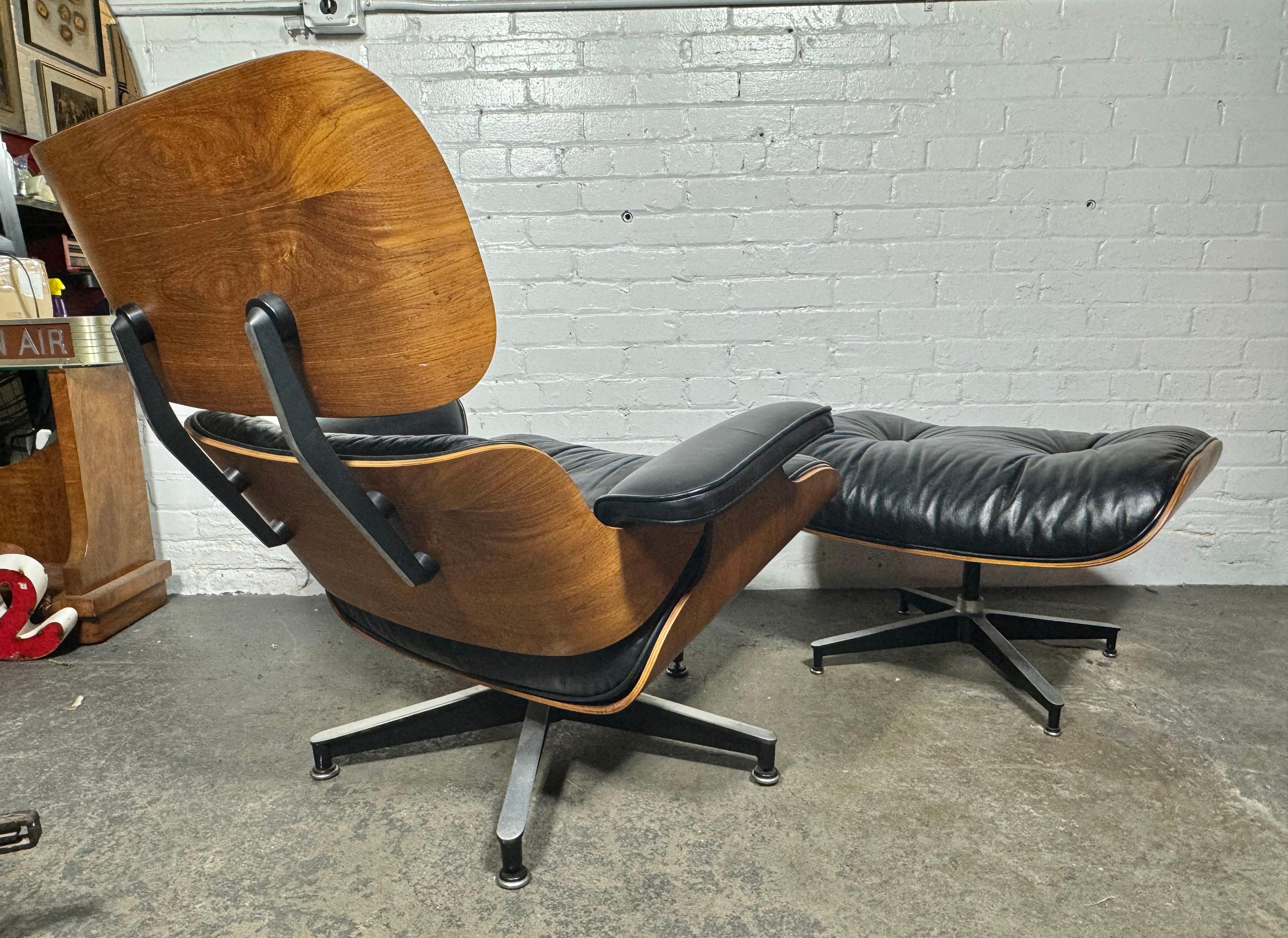 Rosewood / Leather Eames Lounge Chair & Ottoman Herman Miller, USA 1970s 1